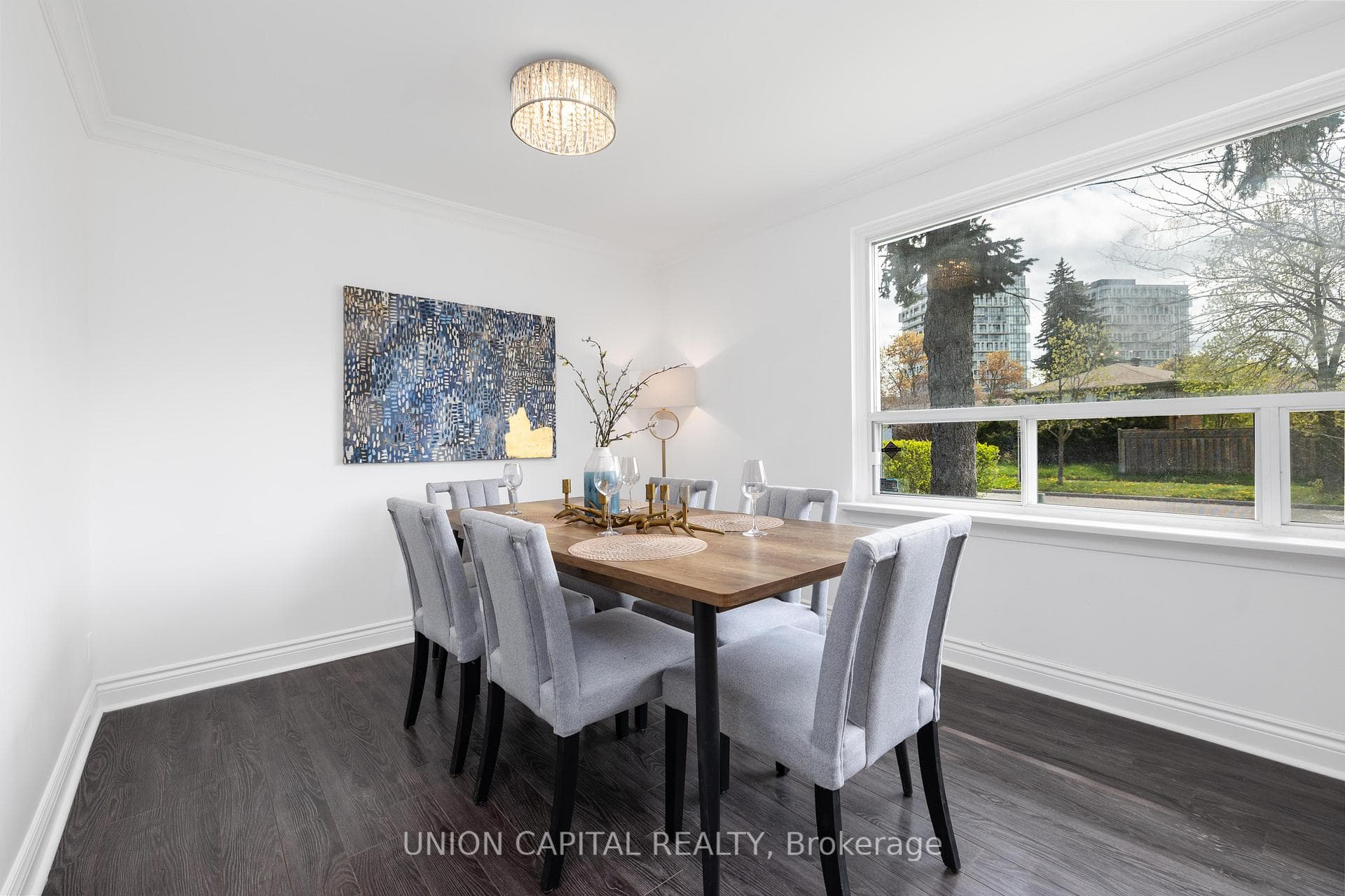 34 Lisburn Crescent - Detached photo 8 of 21 in Hillcrest Village / Bayview Village, Ontario
