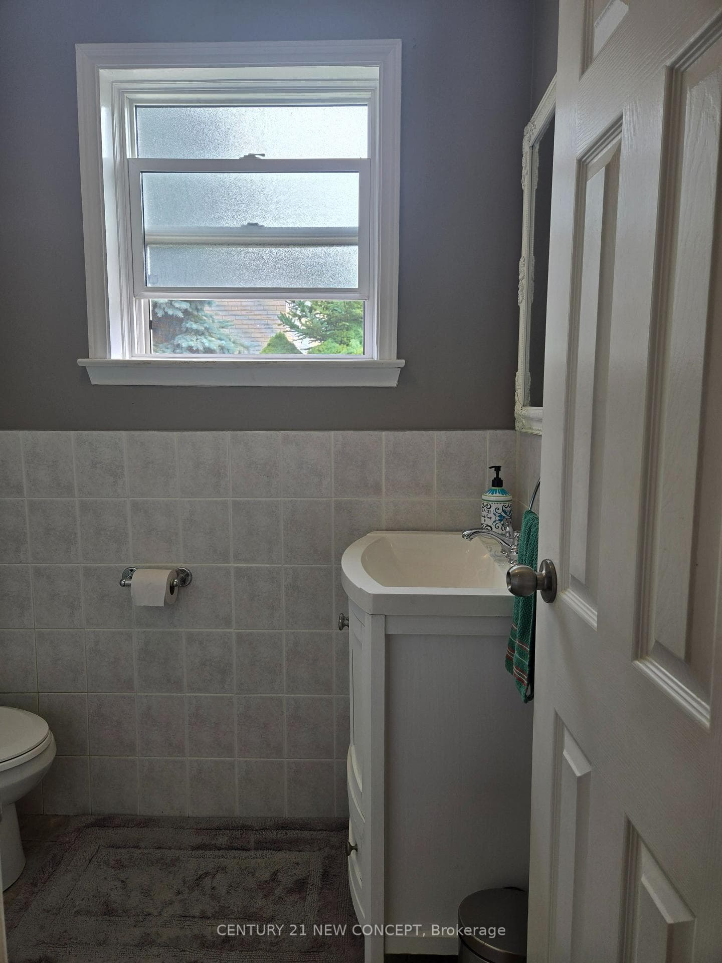 412 Melores Drive - Semi-Detached photo 19 of 26 in Burlington, Ontario