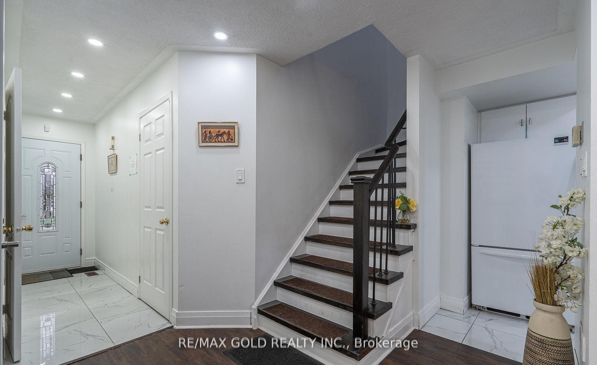 102 Bunchberry Way - Semi-Detached photo 12 of 37 in Brampton, Ontario