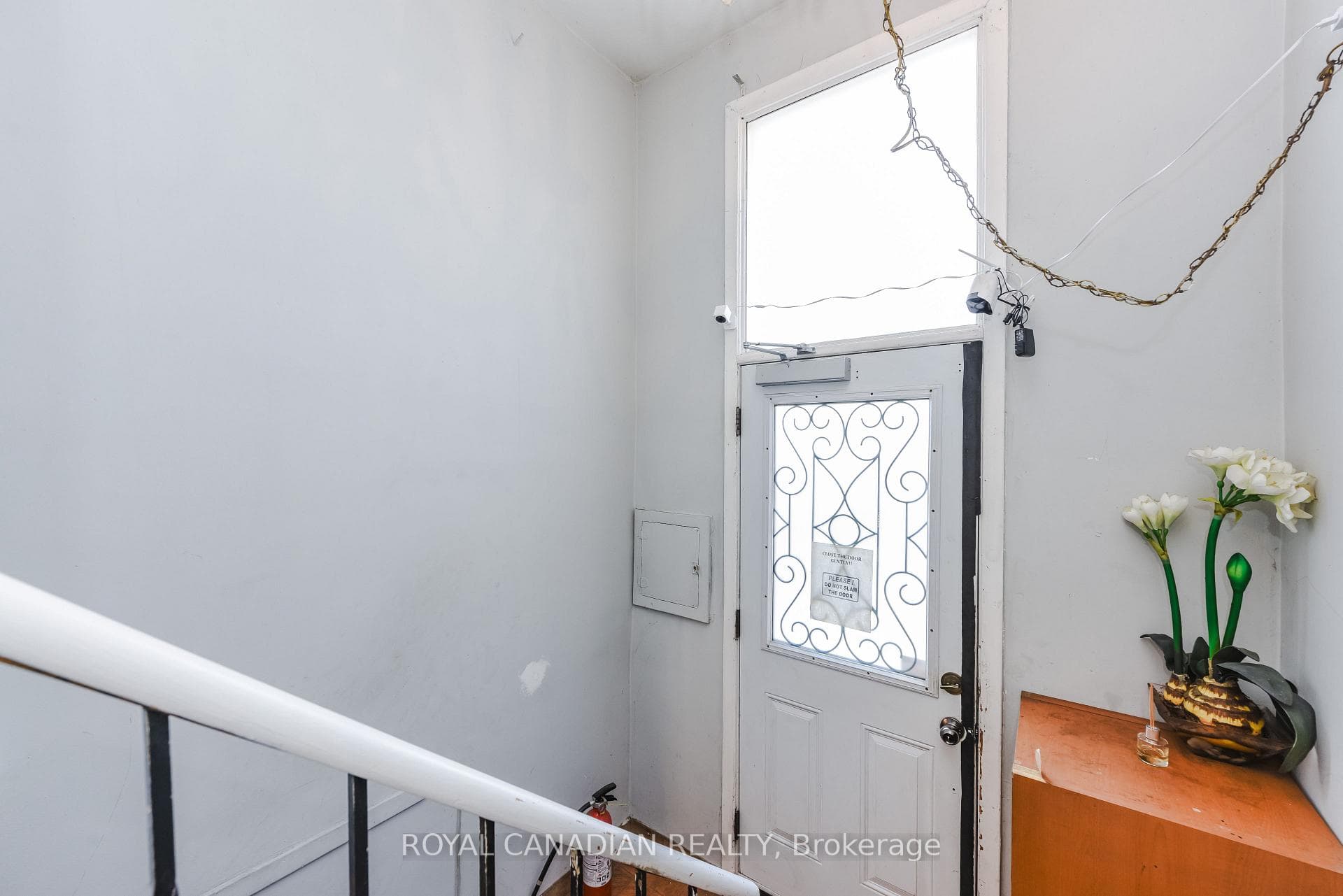 7566 Lockington Crescent - Detached photo 29 of 48 in Mississauga, Ontario