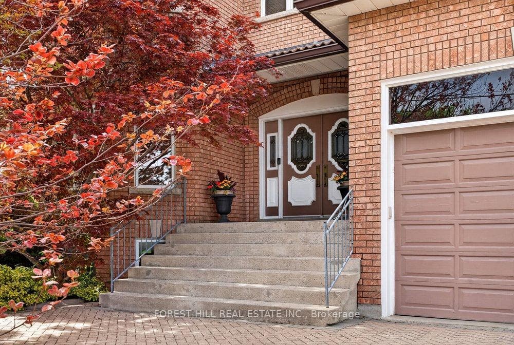 162 Codsell Avenue - Detached photo 2 of 40 in North York (Bathurst Manor / Clanton Park), Ontario