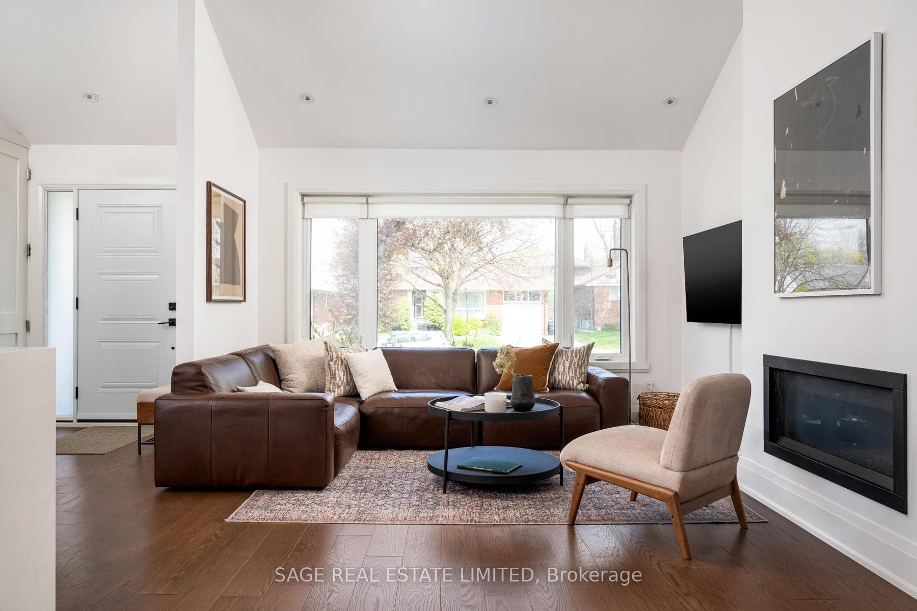 7 Rathgar Avenue - Detached photo 12 of 38 in Etobicoke (Islington / Rexdale), Ontario