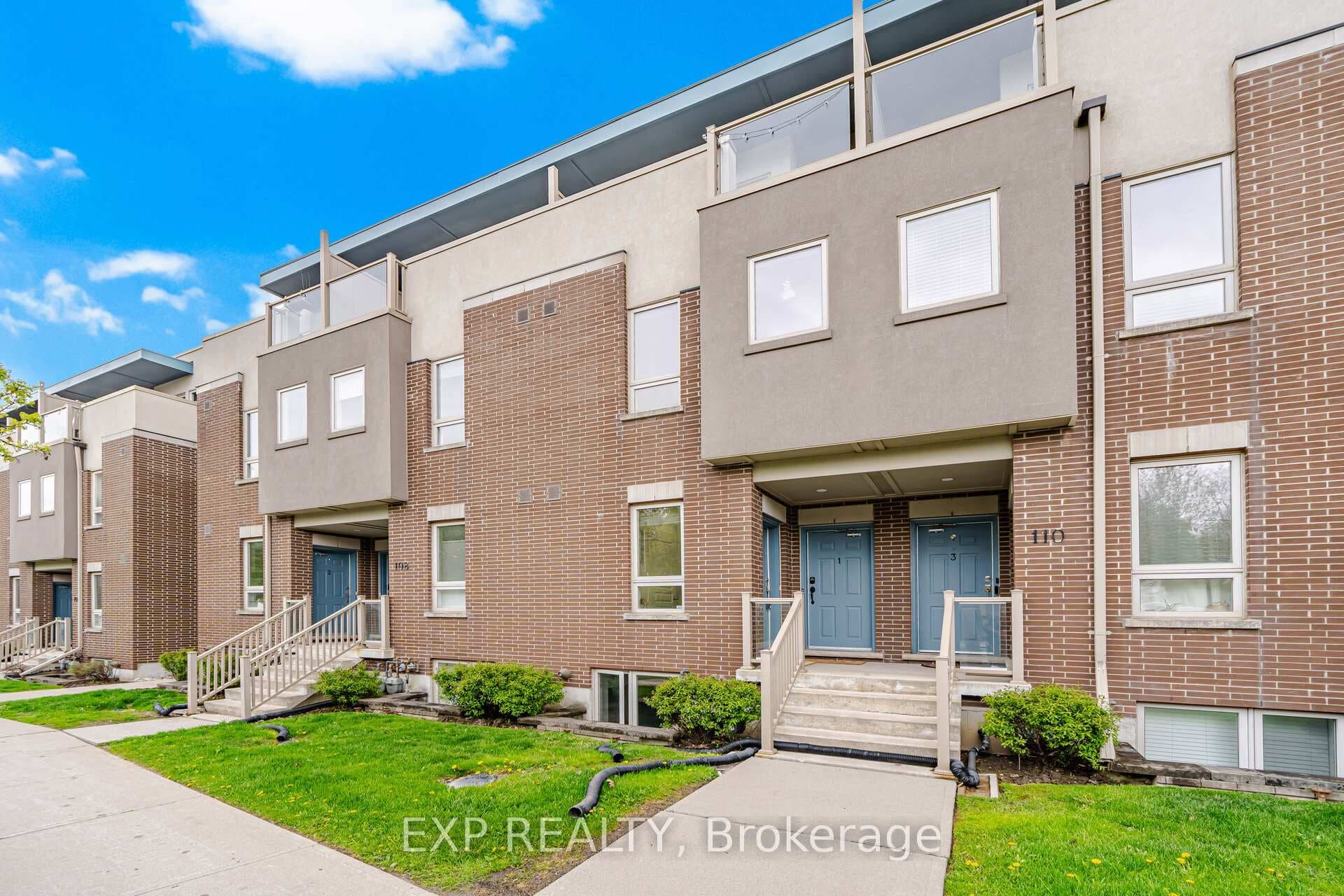 110 Caledonia Park Road Unit 2 - Condo photo 1 of 38 in Keelesdale / Eglinton West, Ontario