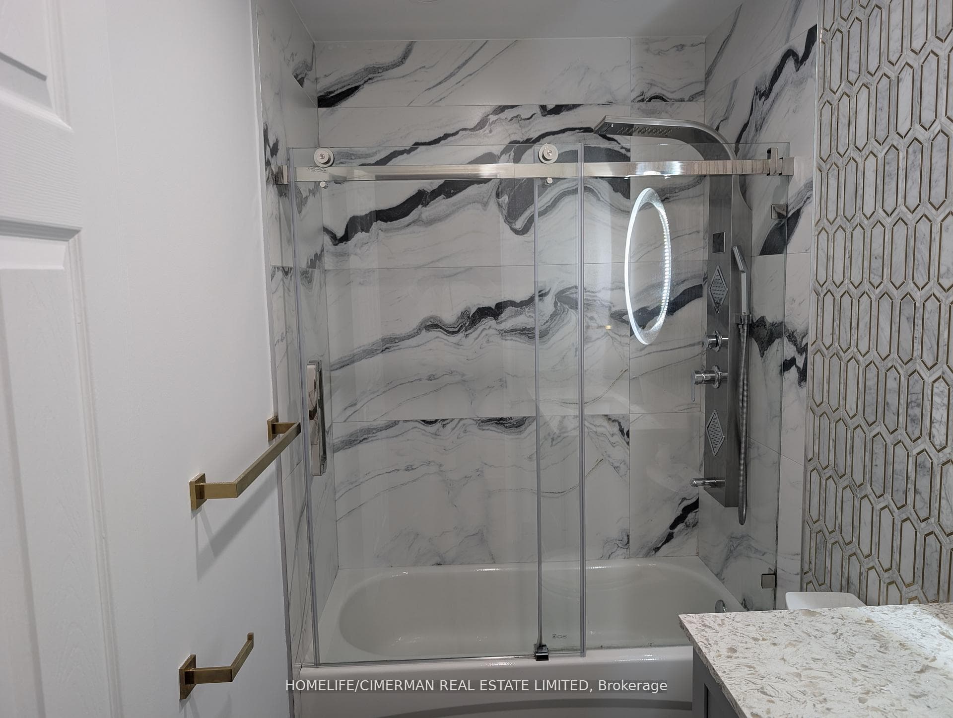 361 Birchmount Road - Condo photo 8 of 20 in Birch Cliff / Cliffside, Ontario