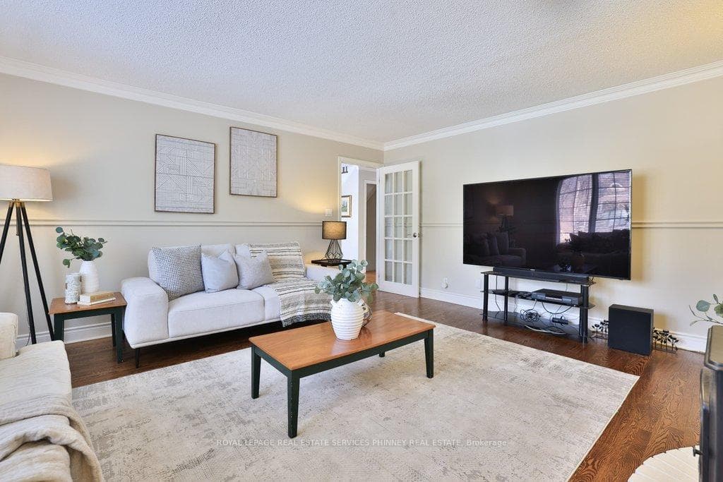 1244 Woodland Avenue - Detached photo 15 of 46 in Mississauga, Ontario