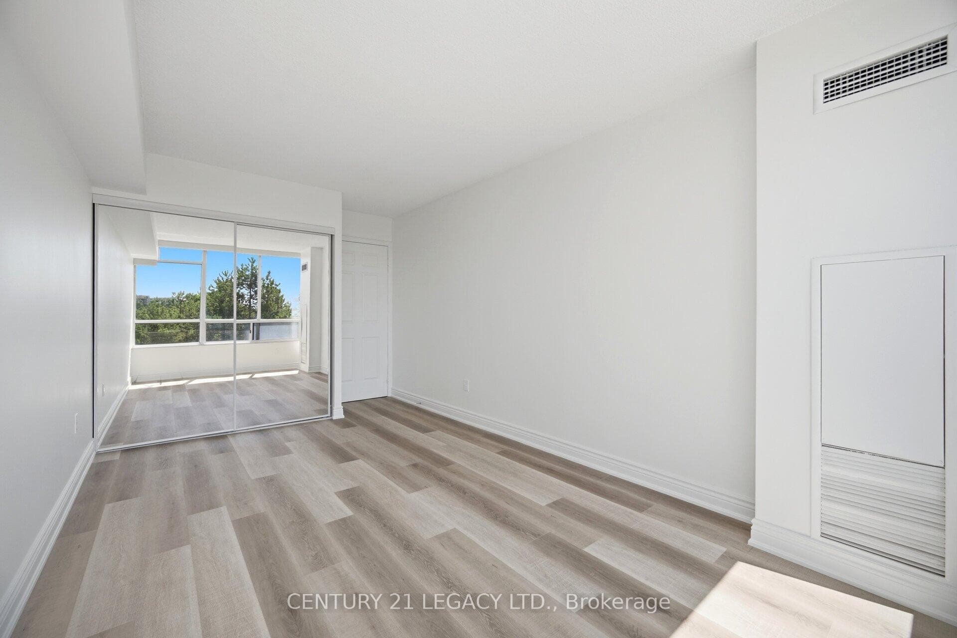 24 Hanover Road Unit 404 - Condo photo 27 of 45 in Brampton, Ontario