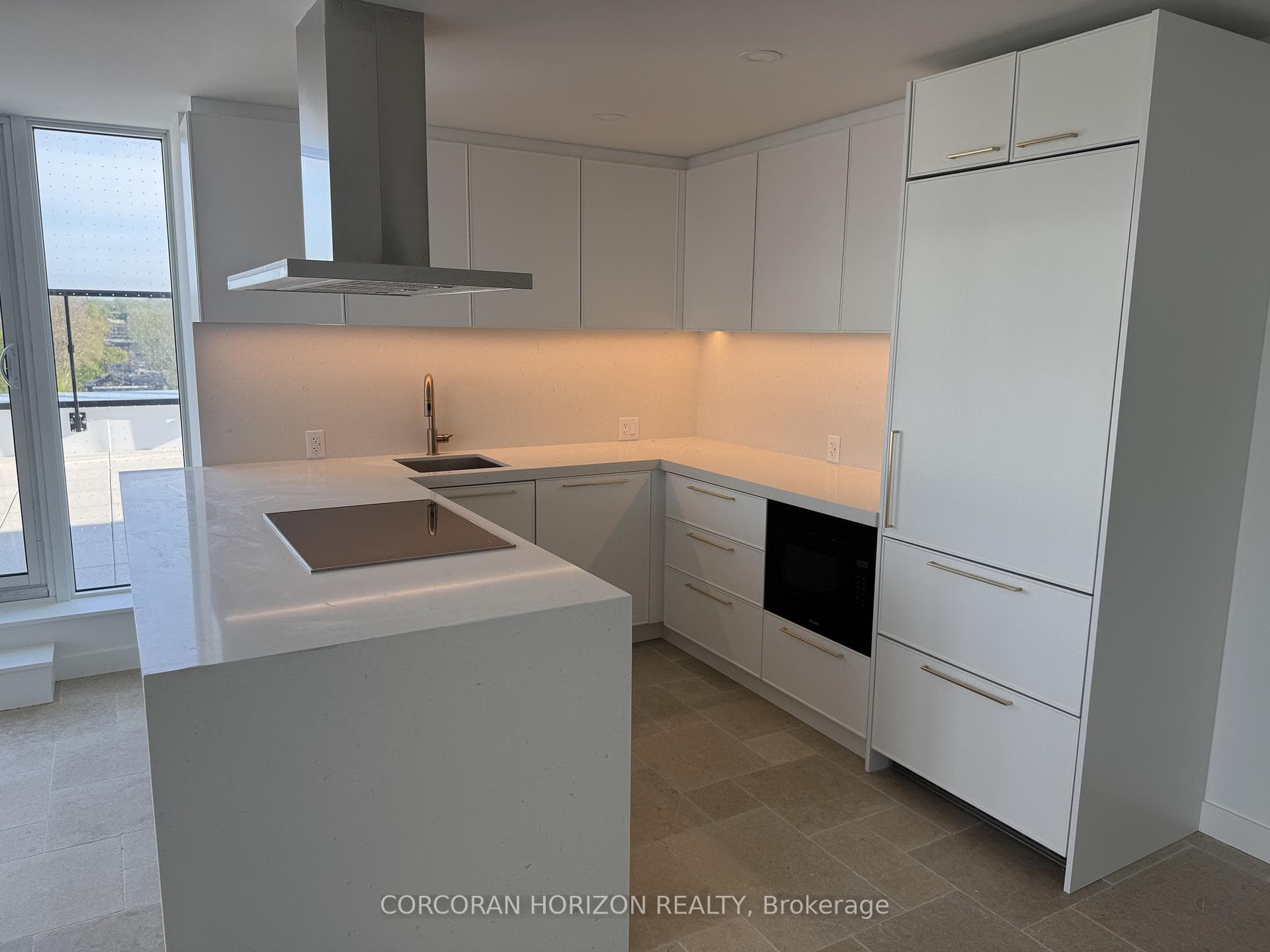 1050 Eastern Avenue Unit 819 - Condo photo 8 of 29 in Riverdale / Leslieville, Ontario