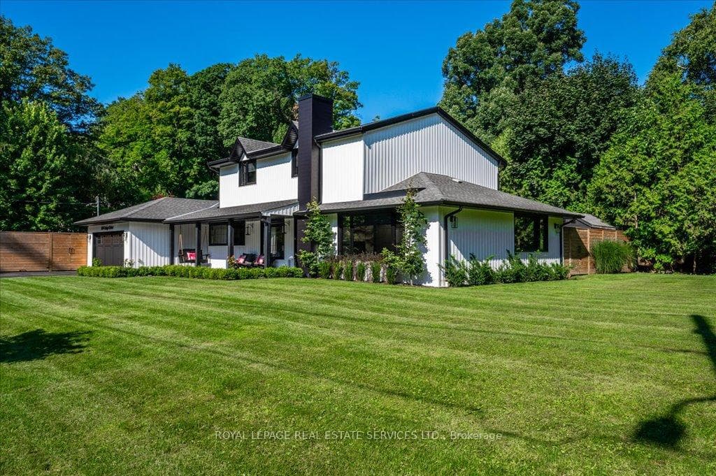 169 Oakes Drive - Detached photo 3 of 48 in Mississauga, Ontario