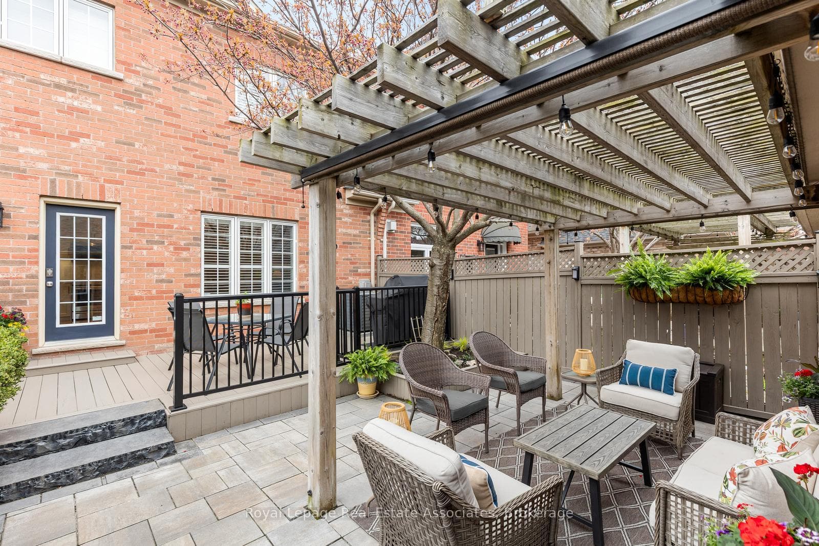 3467 Eglinton Avenue - Townhouse photo 37 of 38 in Mississauga, Ontario