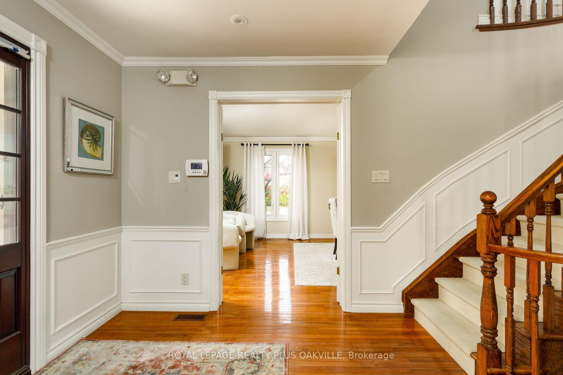 295 Shoreacres Road - Detached photo 7 of 49 in Burlington, Ontario