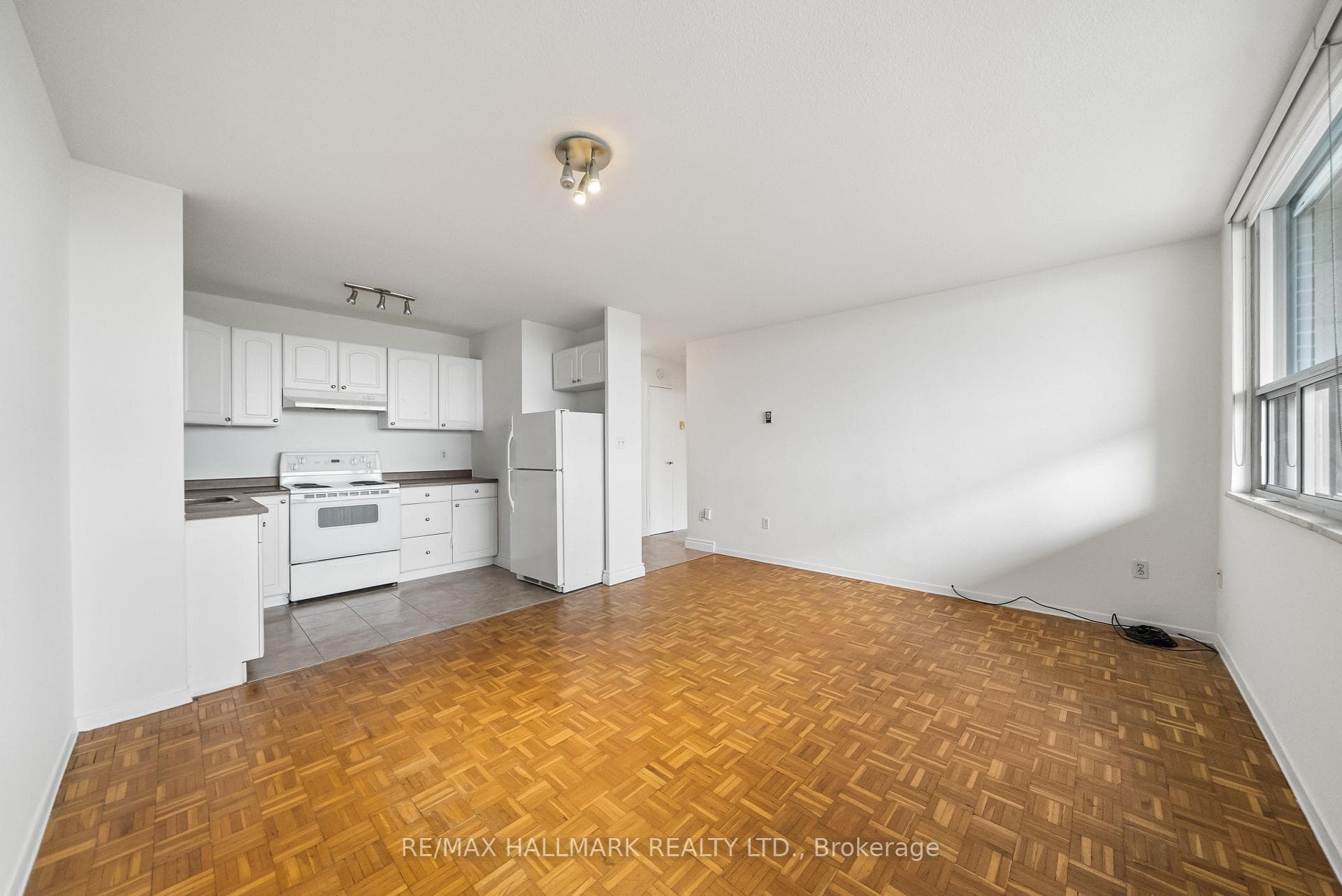 40 Homewood Avenue Unit 3112 - Condo photo 6 of 23 in Regent Park / Cabbagetown / St. James Town, Ontario