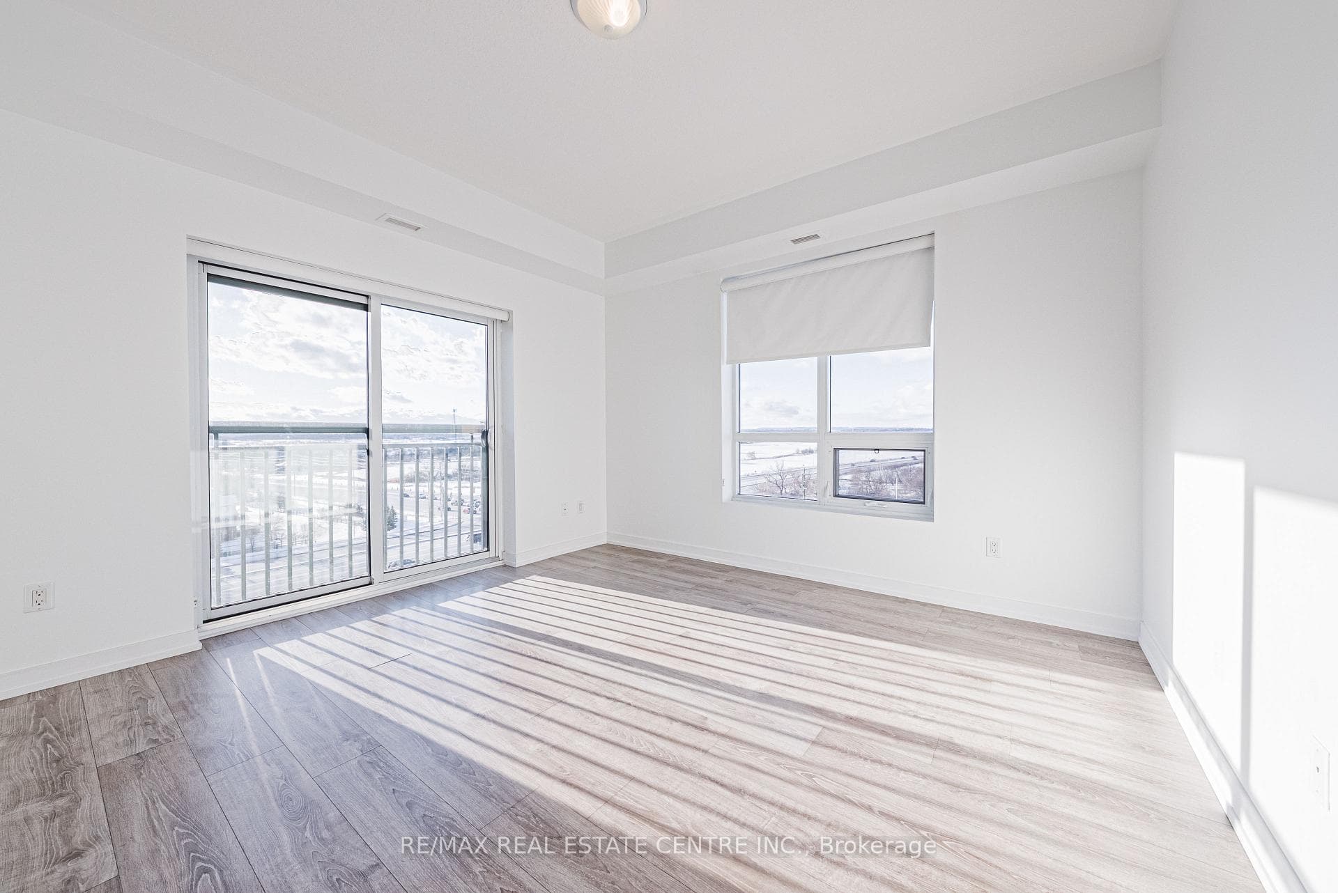 2486 Old Bronte Road Unit 706 - Condo photo 18 of 38 in Oakville, Ontario