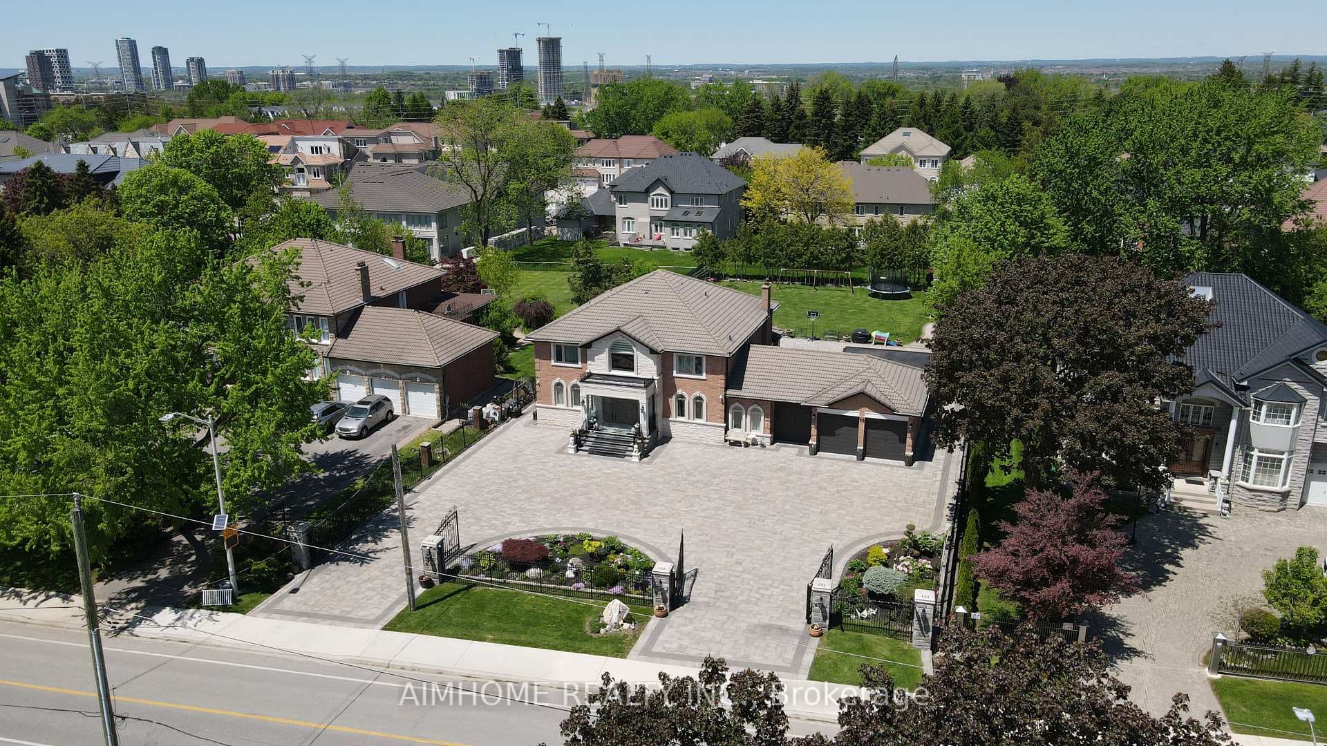 42 Lee Avenue - Detached photo 49 of 50 in Markham, Ontario