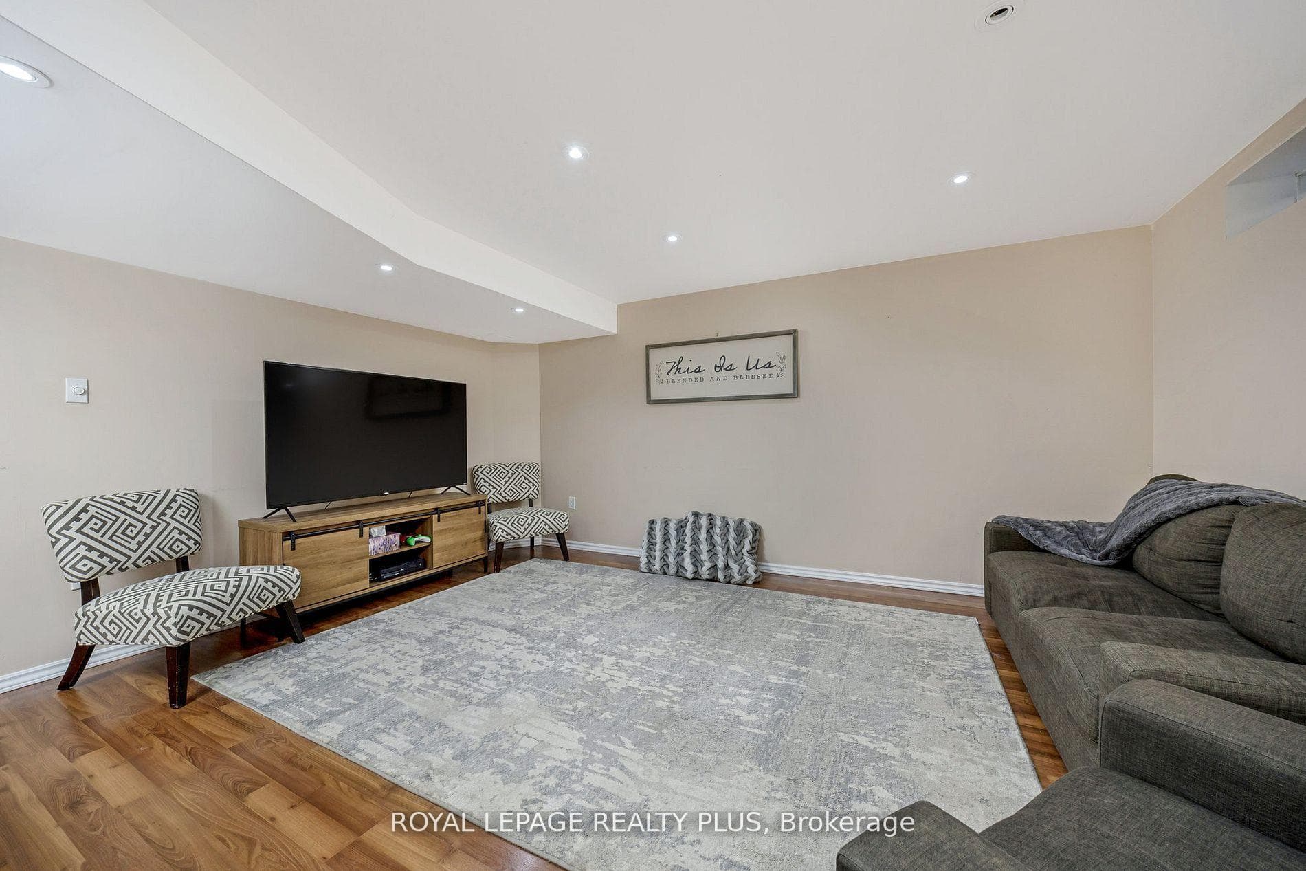 1542 Gainer Crescent - Townhouse photo 33 of 40 in Milton, Ontario