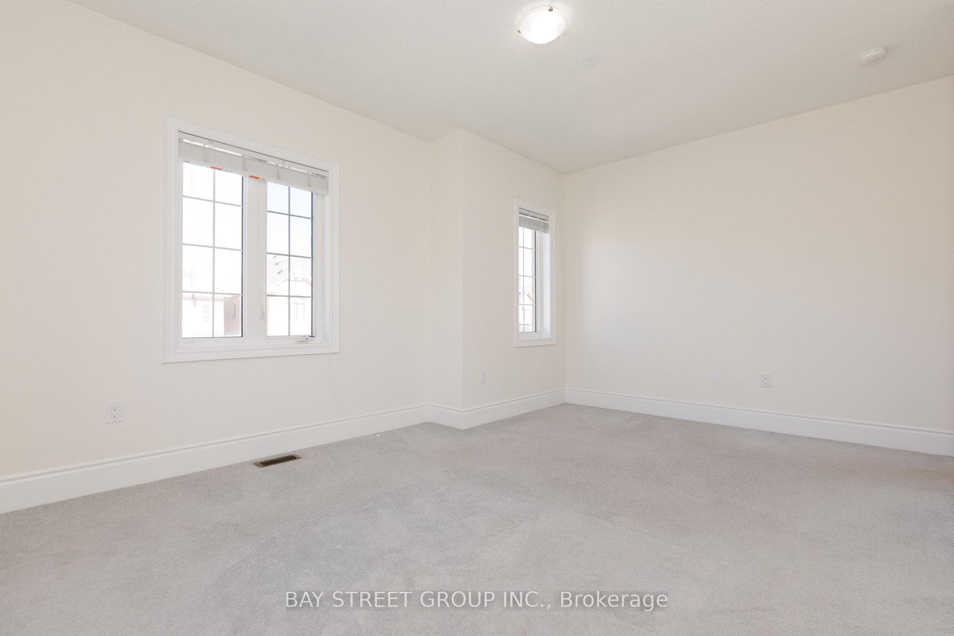3127 Streamwood Pass - Detached photo 42 of 48 in Oakville, Ontario