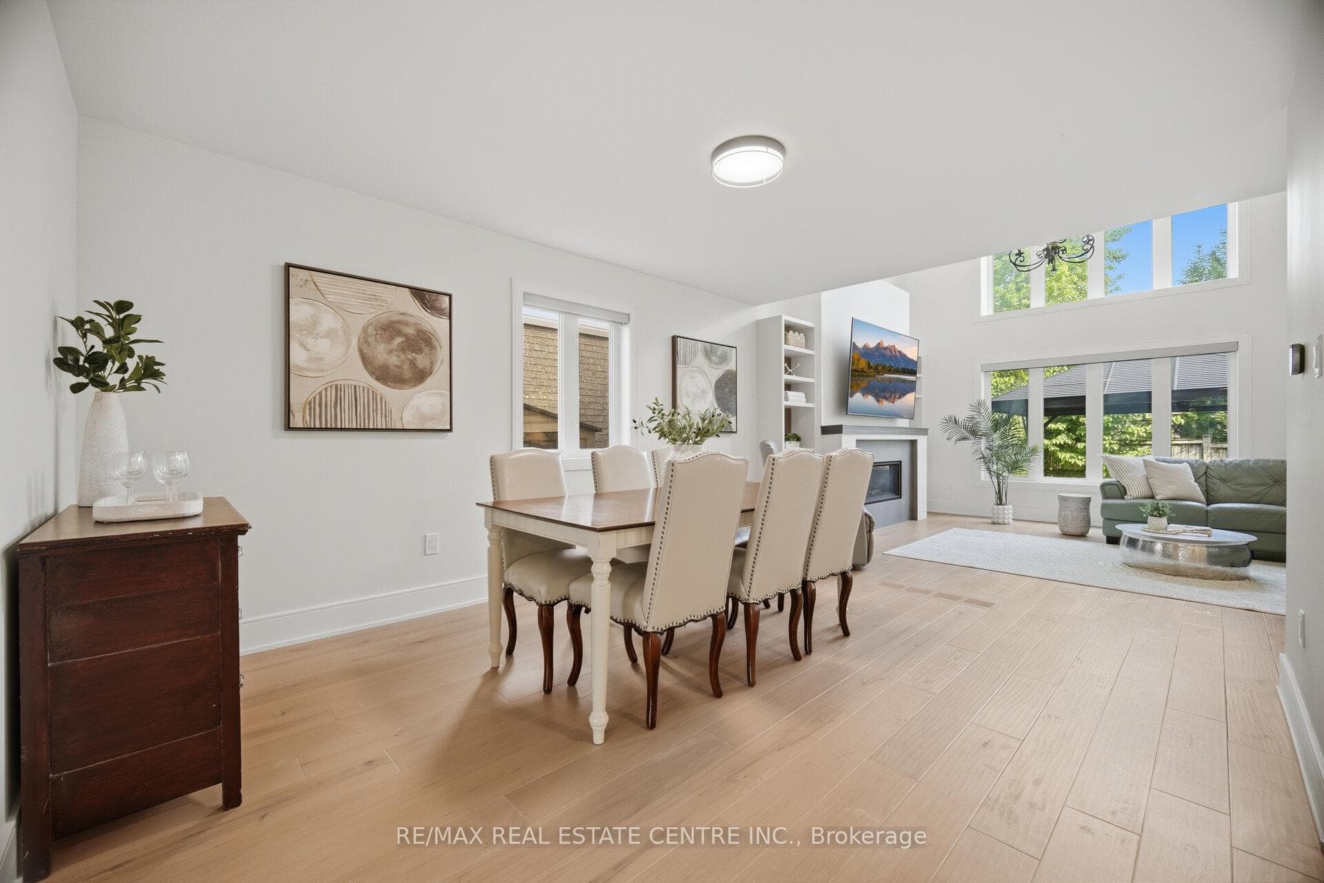 5388 Kindos Street - Detached photo 7 of 50 in Burlington, Ontario