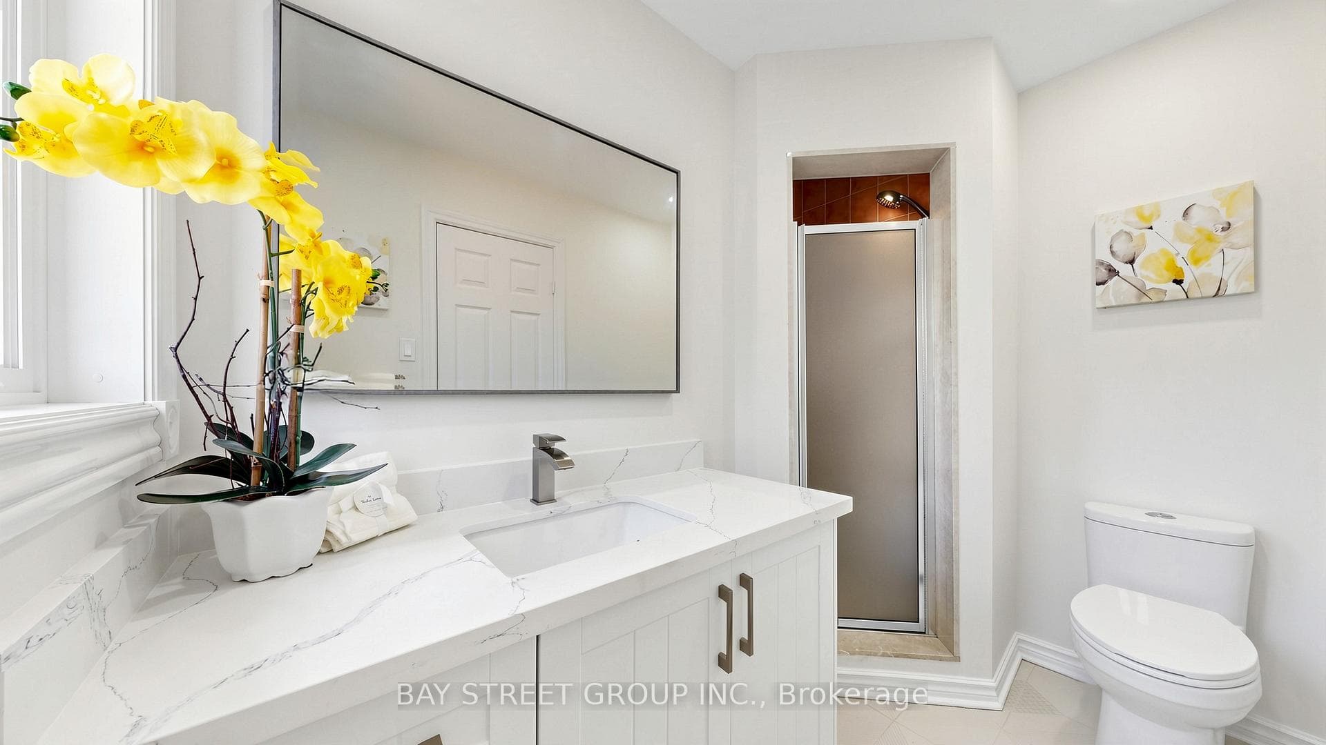 1742 Sir Monty's Drive - Detached photo 27 of 43 in Mississauga, Ontario