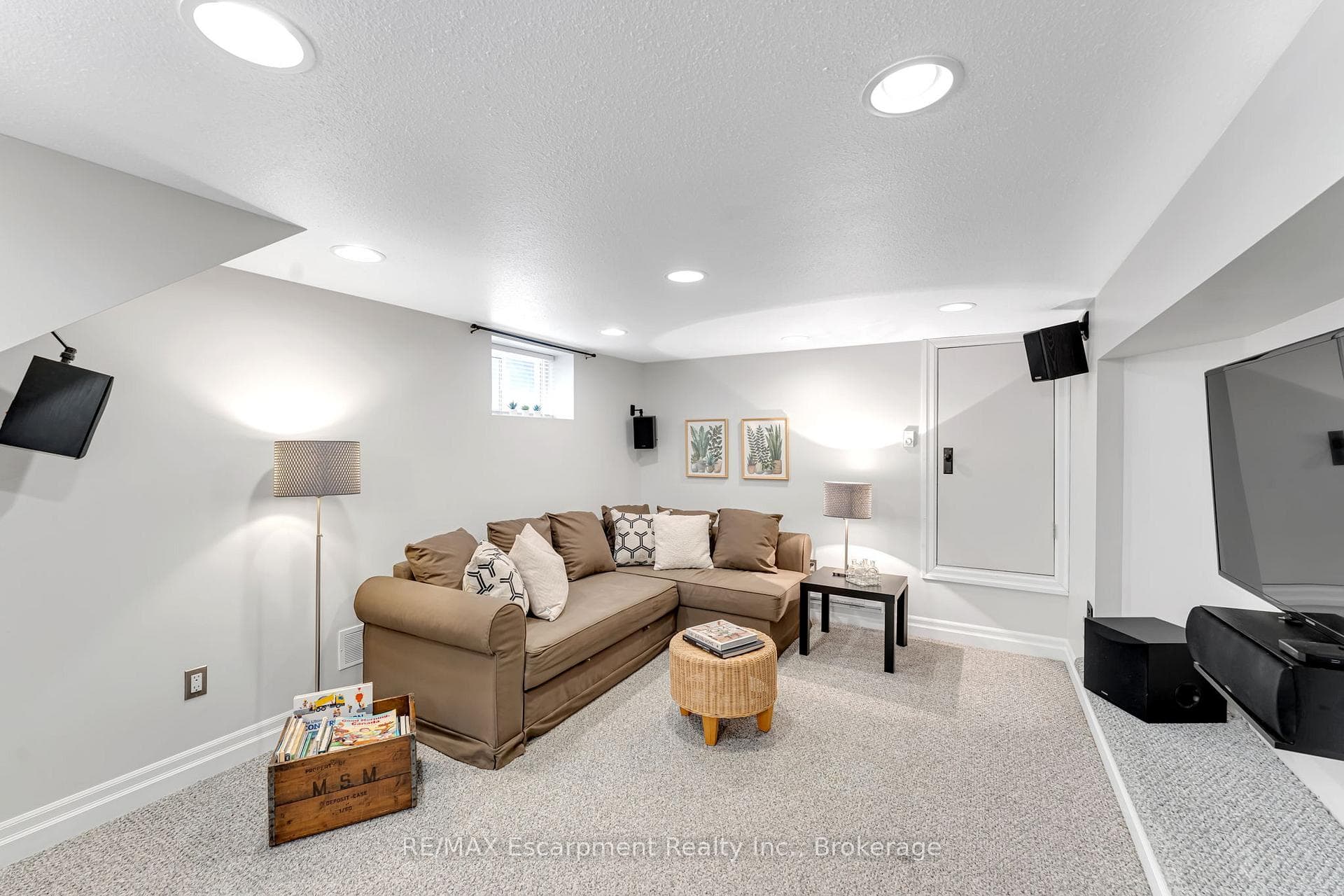 546 HURD Avenue - Detached photo 28 of 46 in Burlington, Ontario