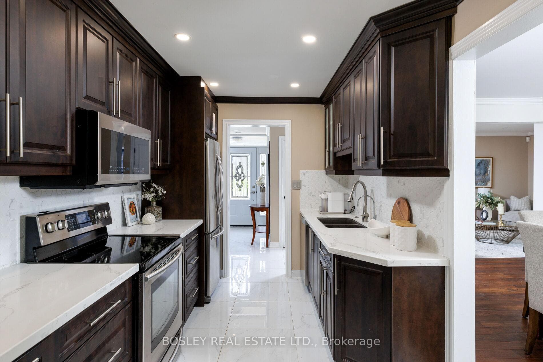 12 Redstone Path - Condo photo 13 of 42 in Etobicoke (Islington / Rexdale), Ontario