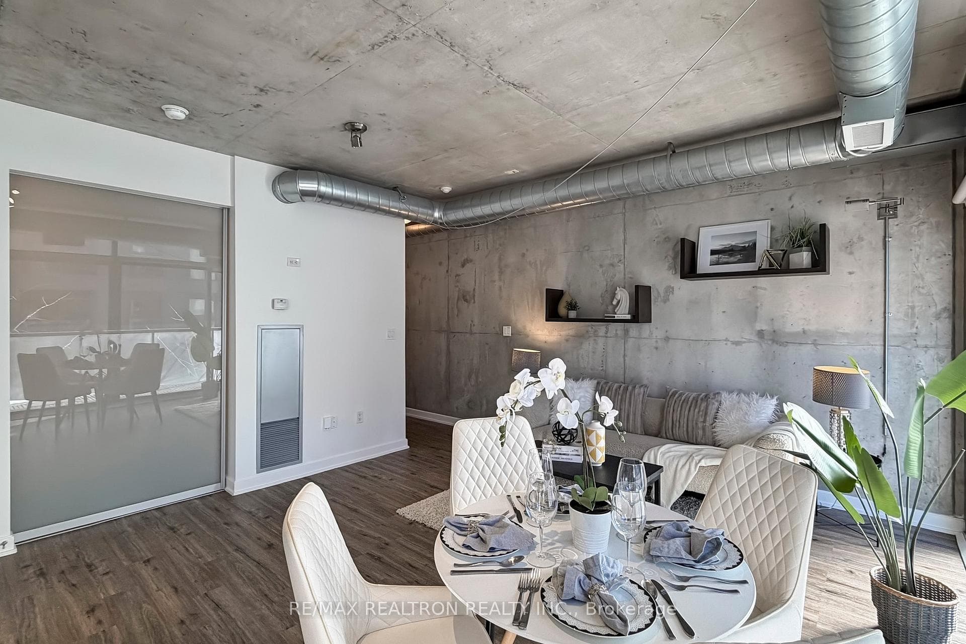 533 Richmond Street Unit 408 - Condo photo 13 of 23 in Downtown Toronto / Waterfront, Ontario