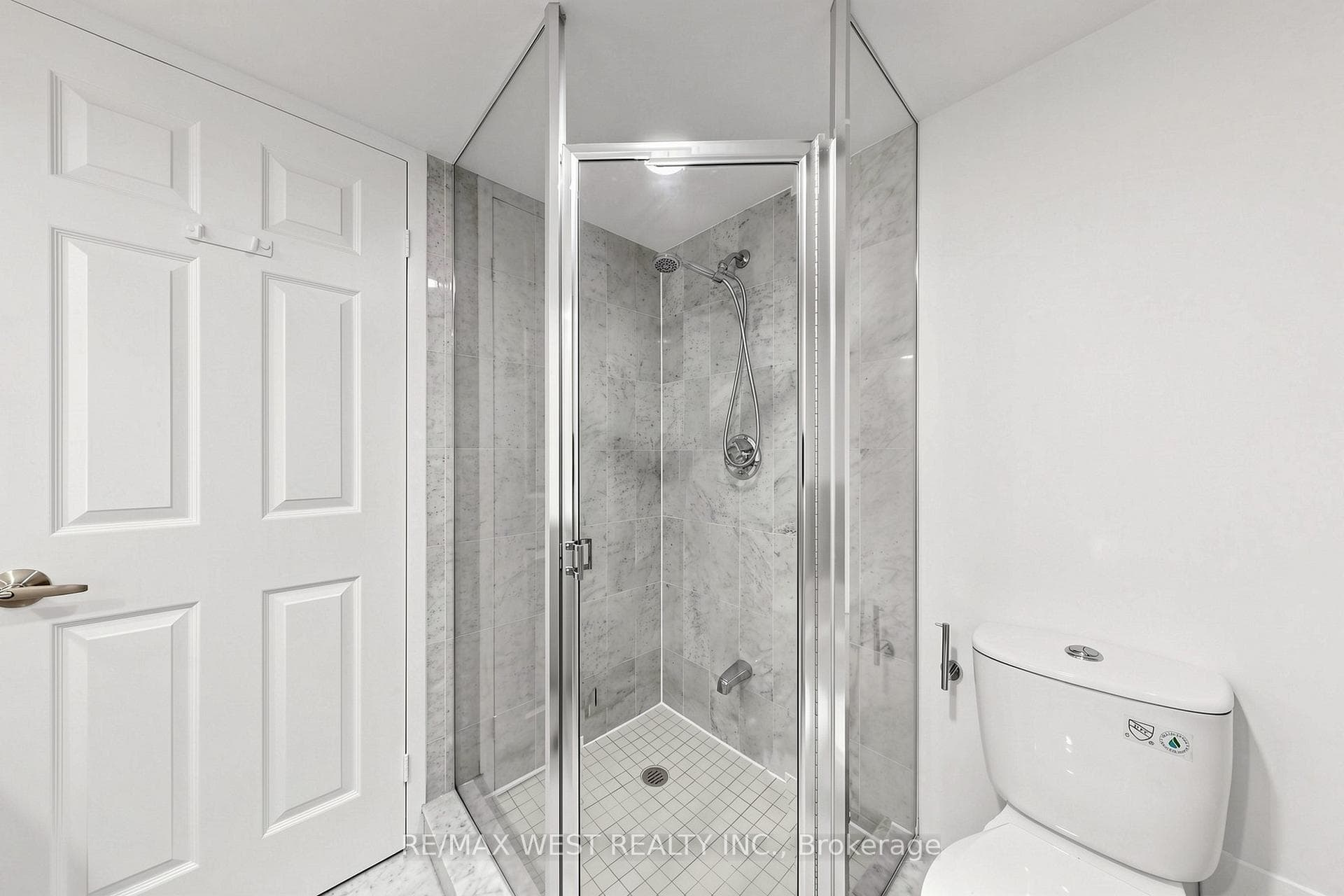 5 Concorde Place Unit 1302 - Condo photo 30 of 47 in Don Mills / Parkwoods / Victoria Village, Ontario