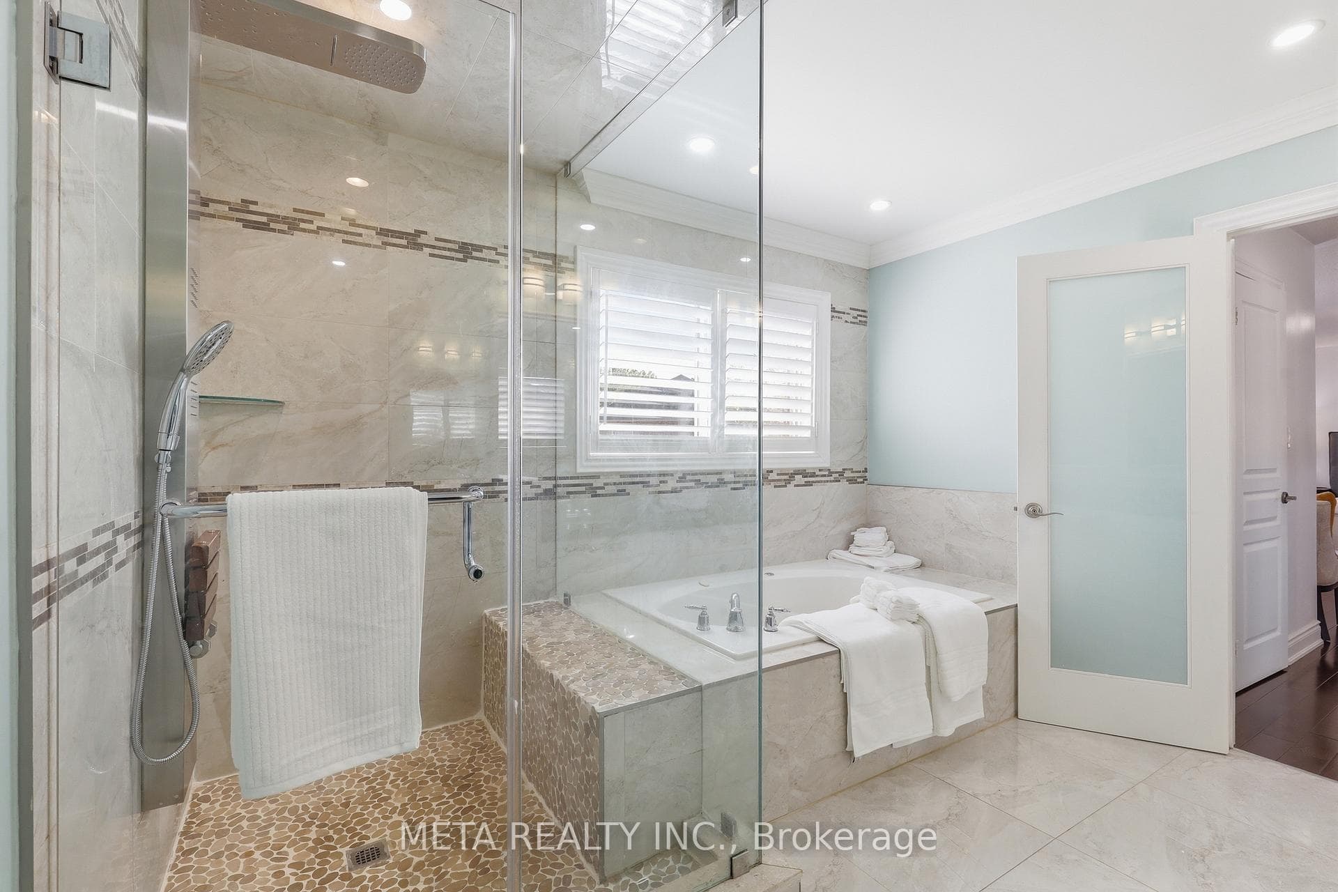 2299 Stratus Drive - Detached photo 32 of 42 in Oakville, Ontario