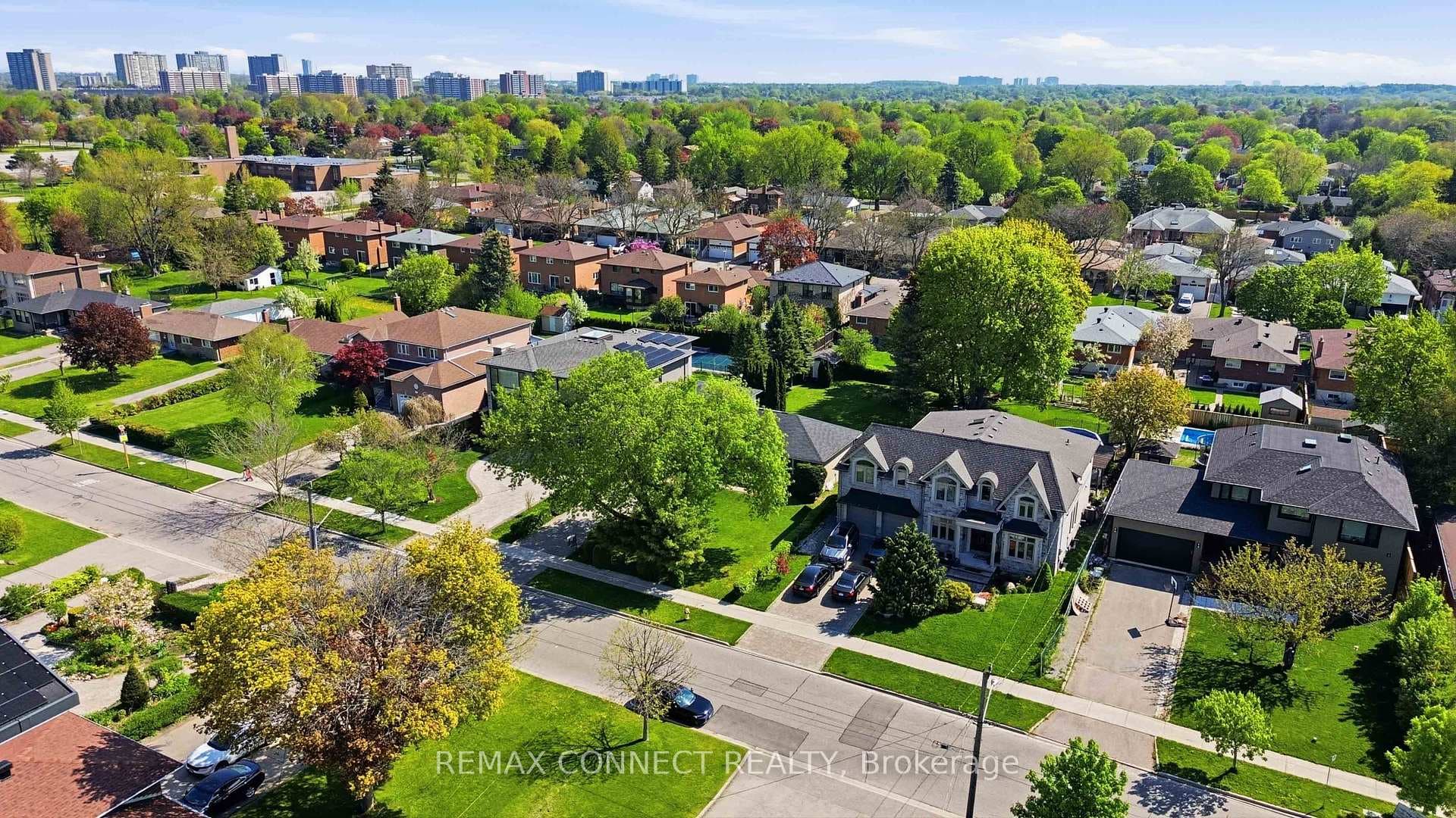 107 Fairglen Avenue - Detached photo 44 of 50 in Scarborough Village / Eglinton East, Ontario