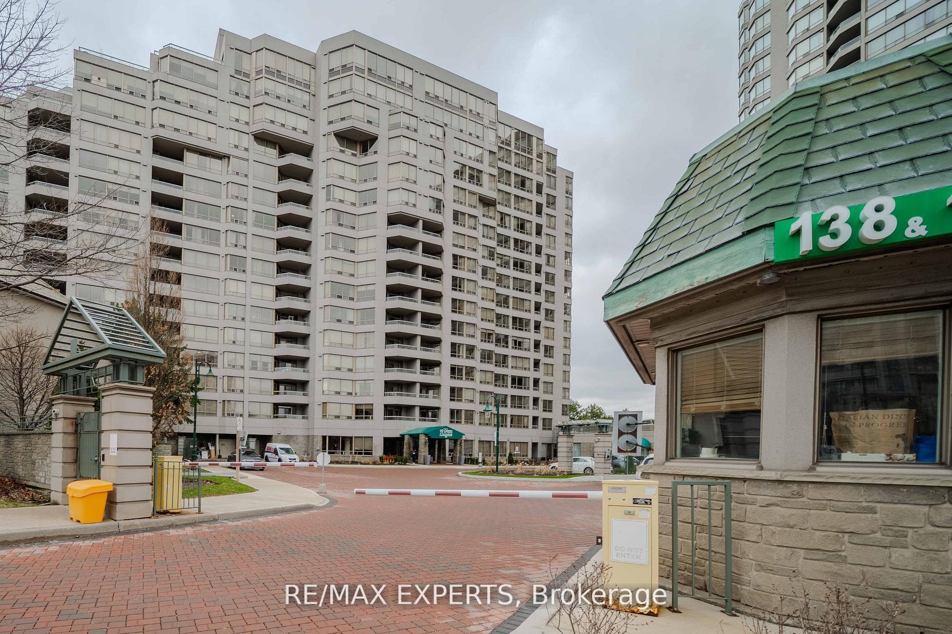 138 Bonis Avenue Unit 527 - Condo photo 2 of 42 in Scarborough Village / Eglinton East, Ontario