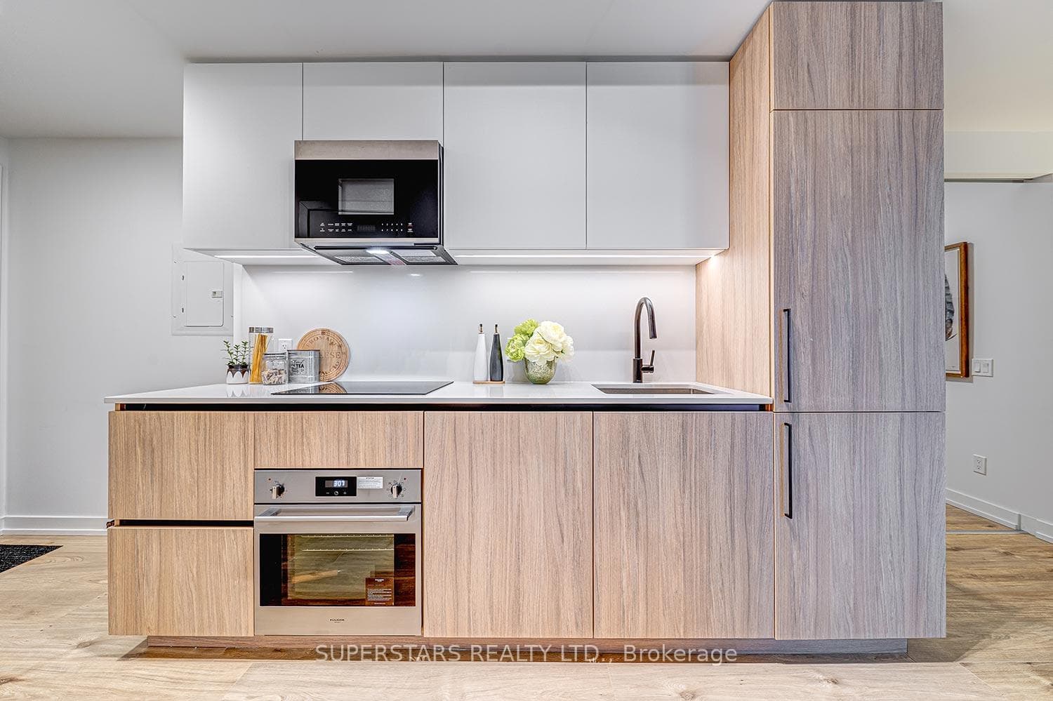 35 Parliament Street Unit 601 - Condo photo 7 of 32 in Regent Park / Cabbagetown / St. James Town, Ontario