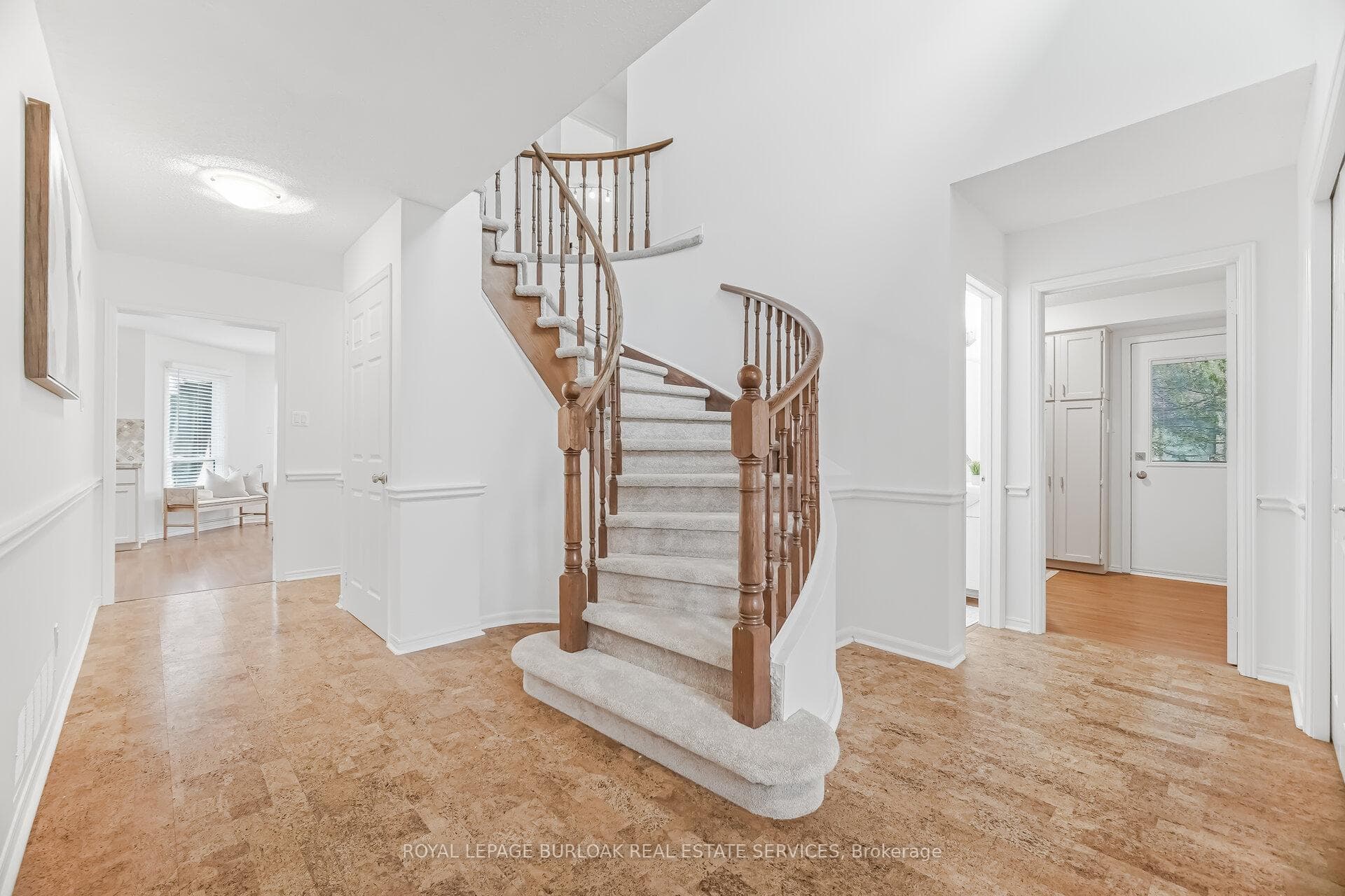 1004 Roxborough Drive - Detached photo 22 of 50 in Oakville, Ontario