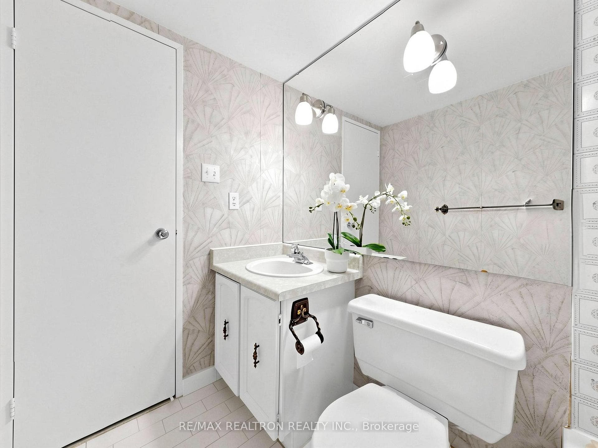 100 Canyon Avenue Unit 608 - Condo photo 29 of 44 in North York (Bathurst Manor / Clanton Park), Ontario