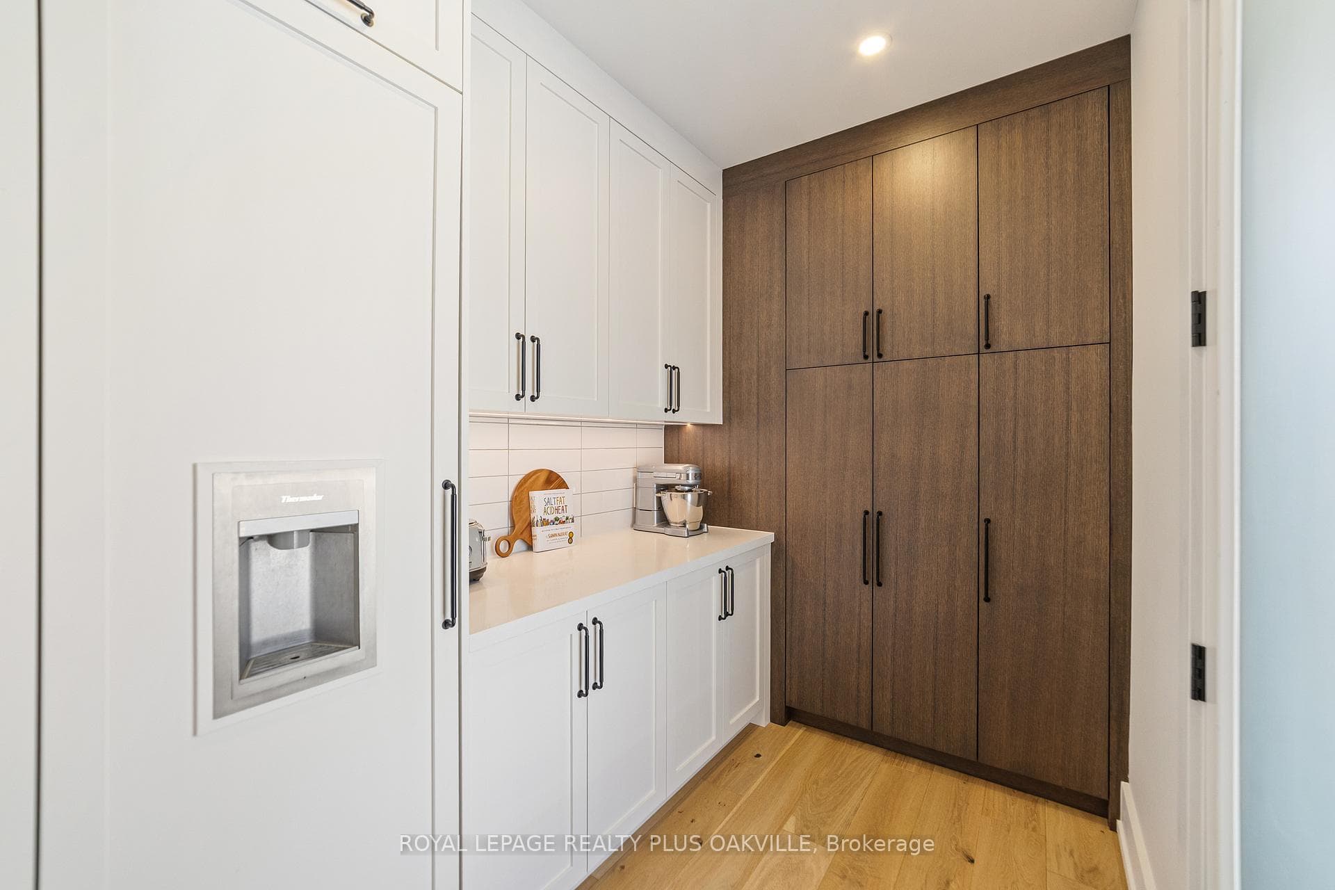 2057 Salvator Boulevard - Detached photo 21 of 50 in Oakville, Ontario
