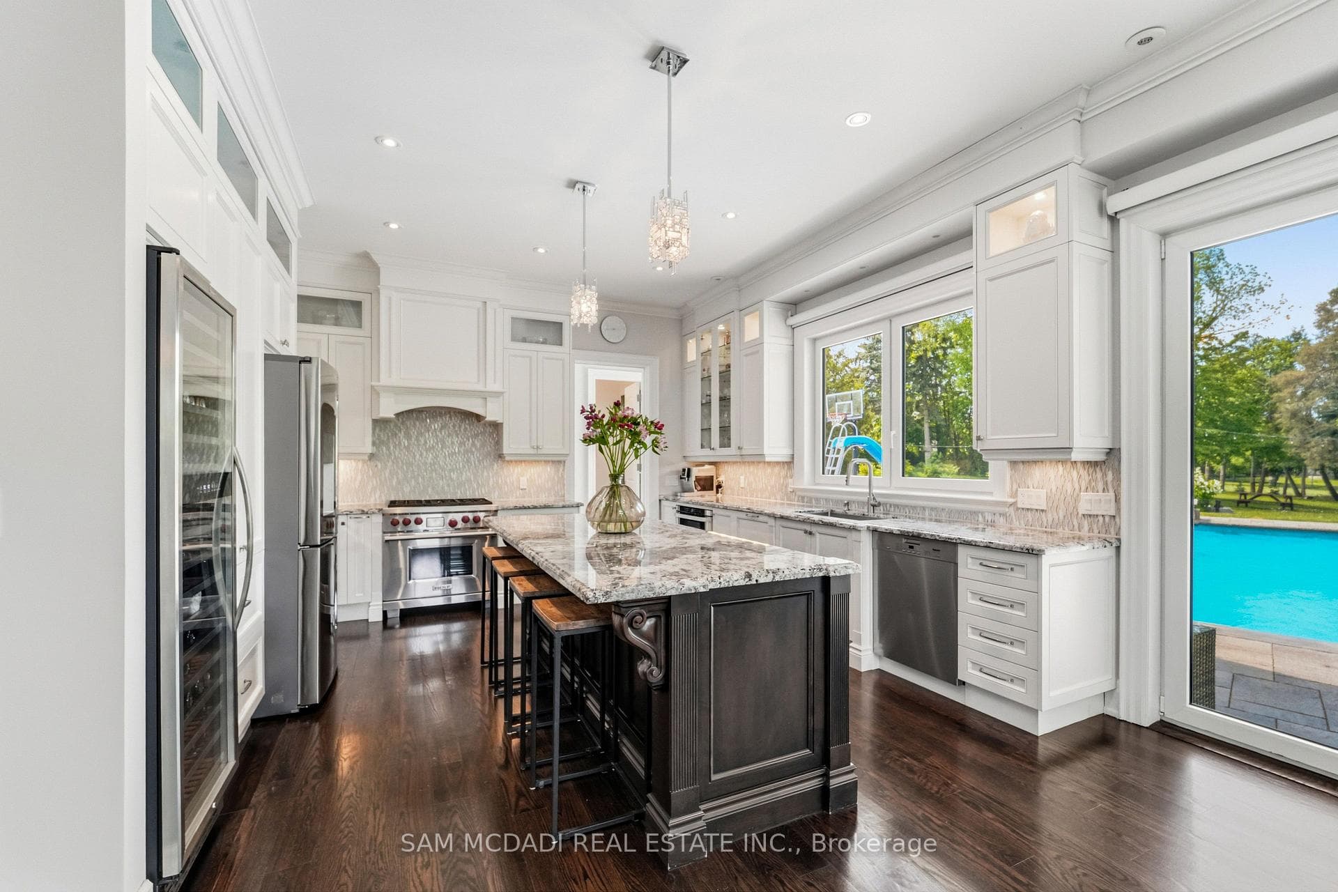 2411 Thorn Lodge Drive - Detached photo 16 of 50 in Mississauga, Ontario