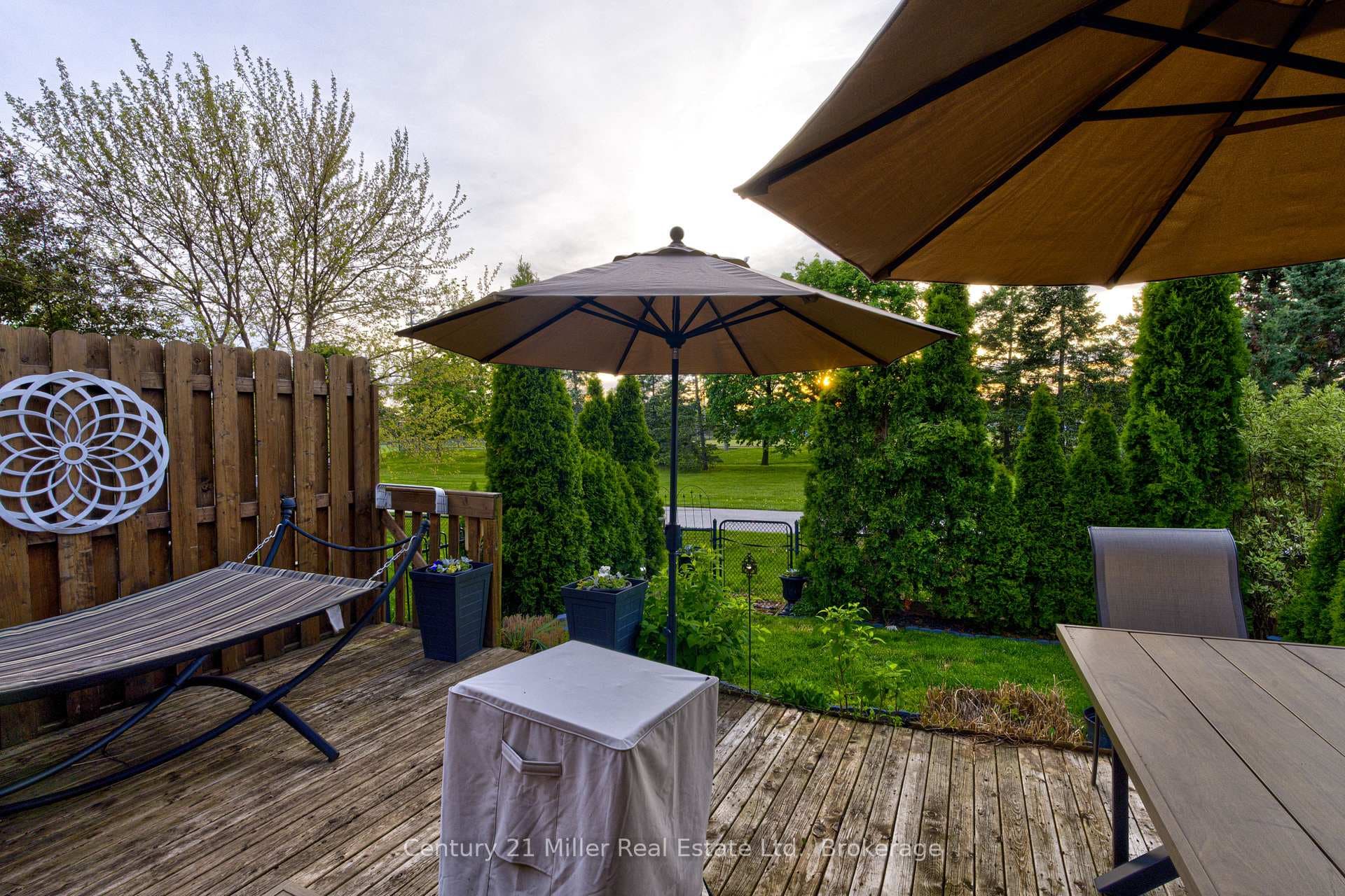 2256 MARGOT Street - Townhouse photo 34 of 46 in Oakville, Ontario