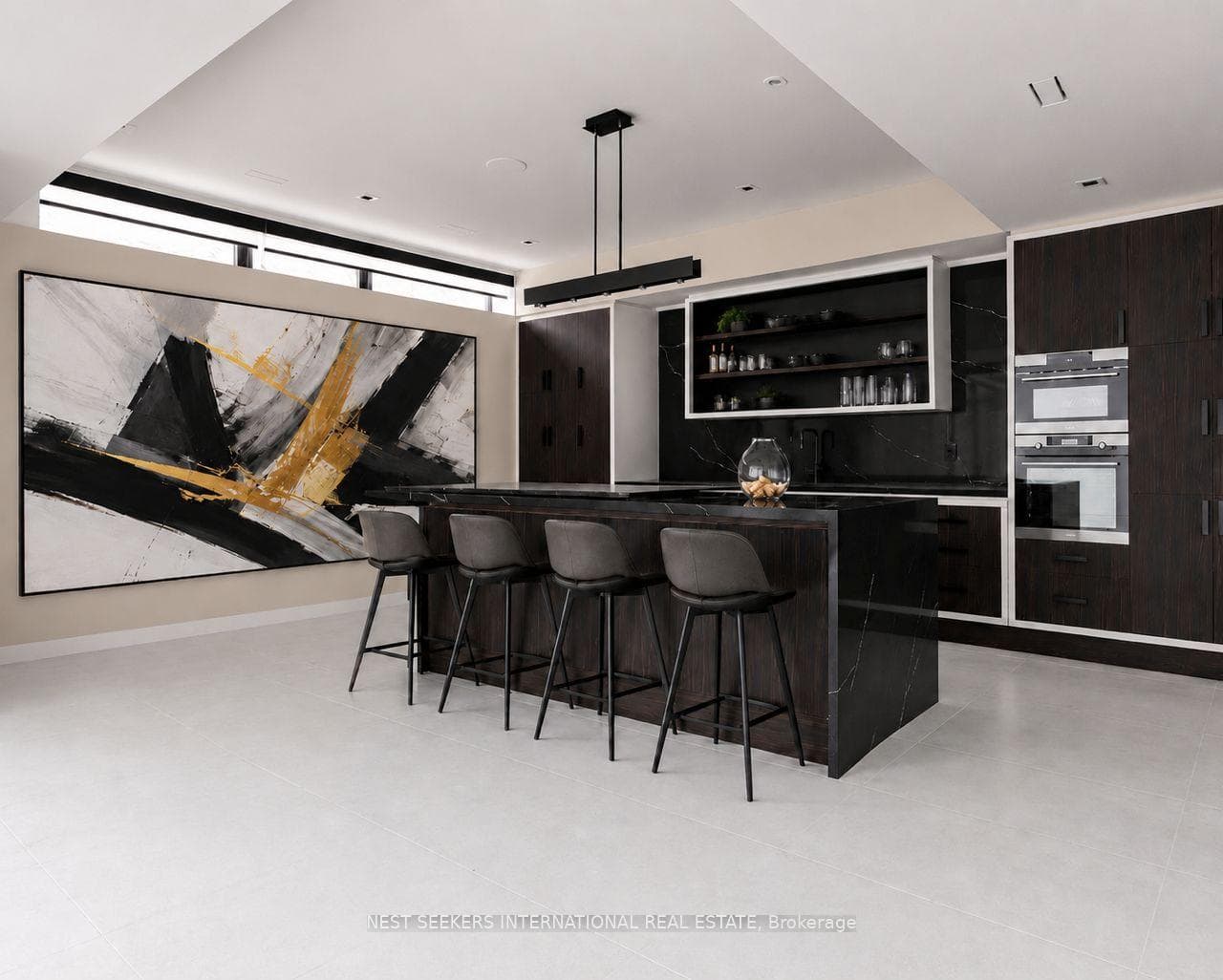 2048 Ardleigh Road - Detached photo 2 of 14 in Oakville, Ontario