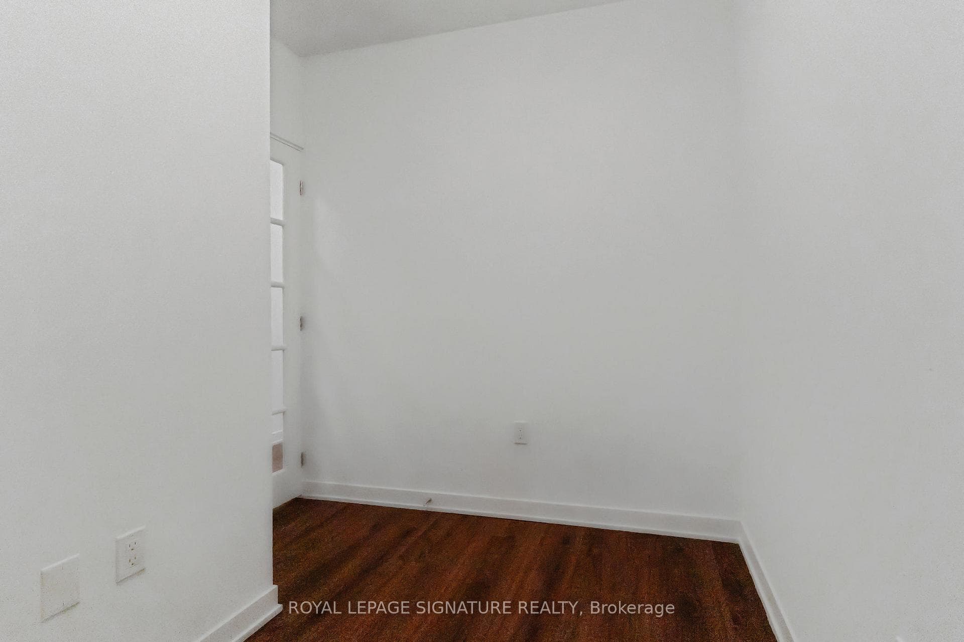 395 Dundas Street Unit 234 - Condo photo 30 of 35 in Oakville, Ontario