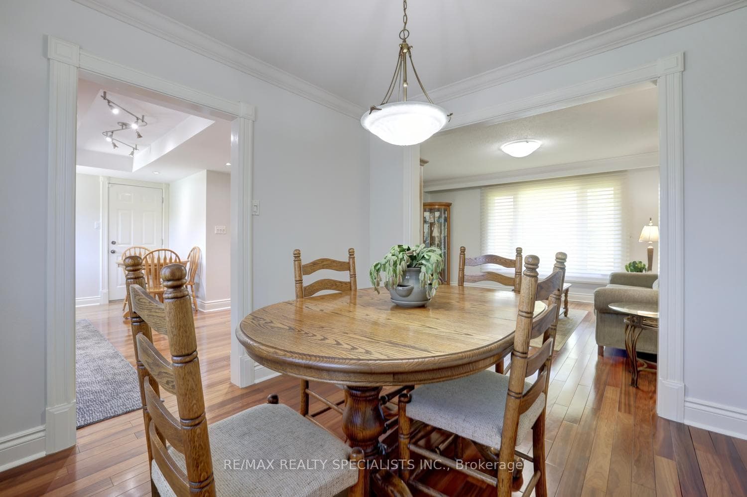 2488 Frankfield Road - Detached photo 12 of 42 in Mississauga, Ontario