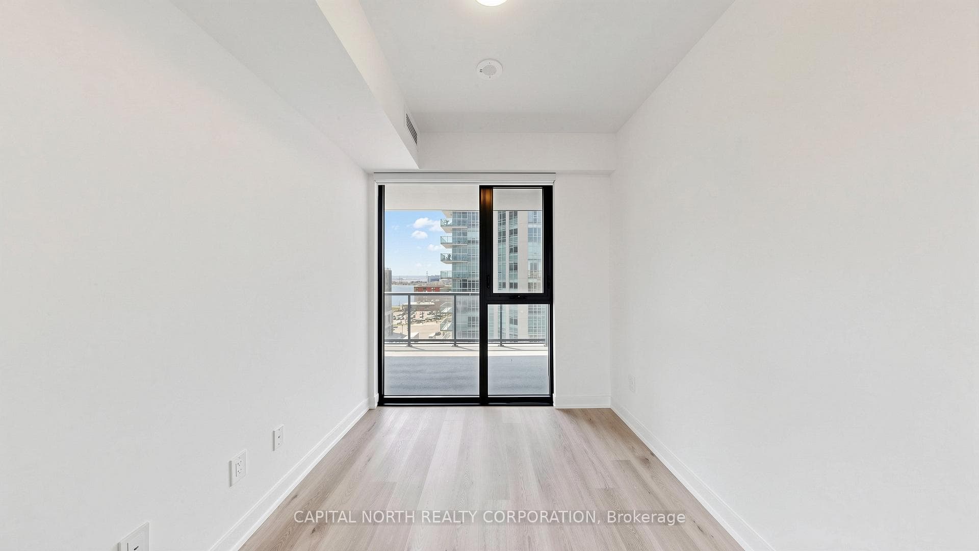 2075 Lakeshore Road Unit 708 - Condo photo 16 of 37 in Burlington, Ontario