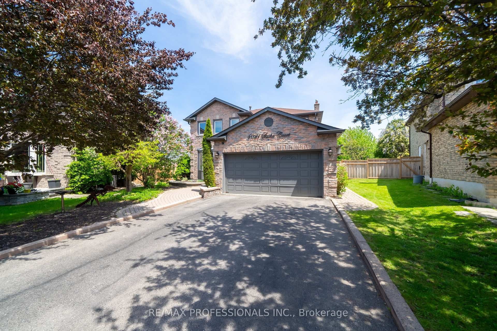 4021 Sasha Court - Detached photo 1 of 44 in Mississauga, Ontario