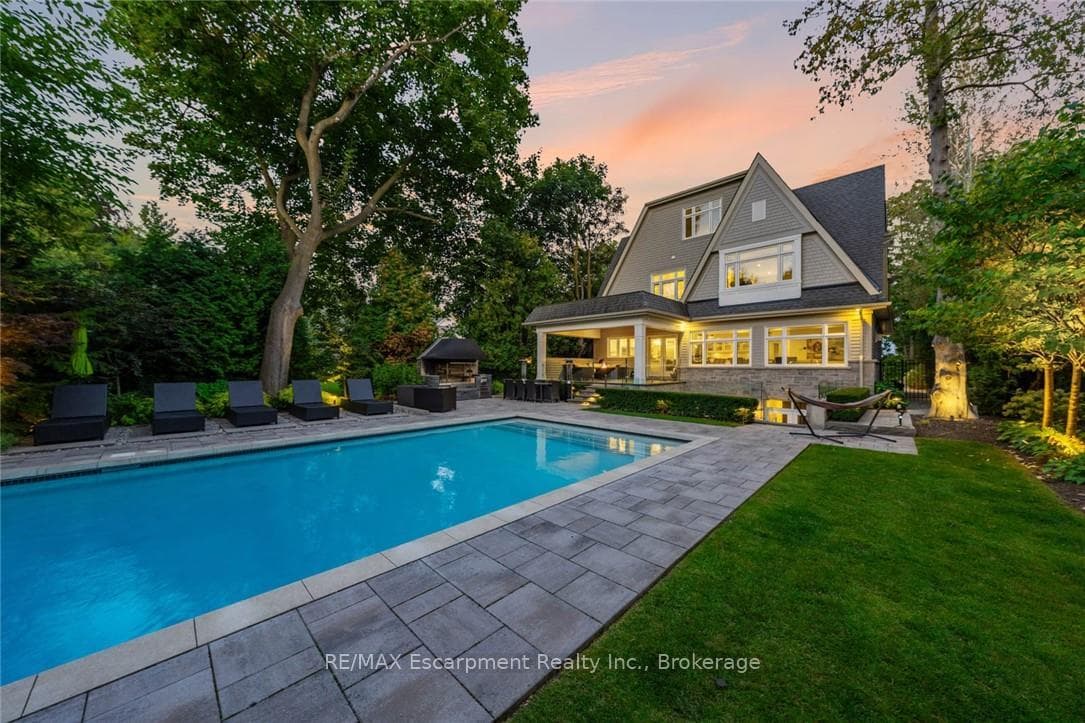 3087 Lakeshore Road - Detached photo 44 of 50 in Burlington, Ontario
