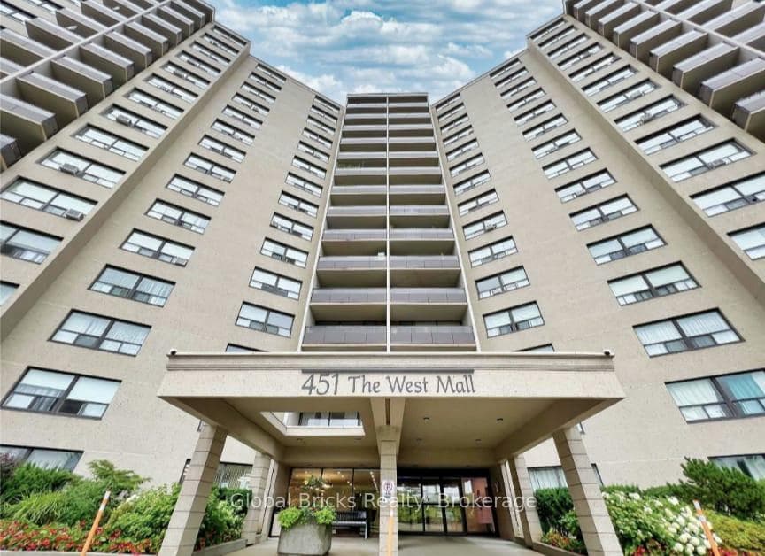 451 The West Mall N/A Unit 320 - Condo photo 1 of 11 in Etobicoke (Islington / Rexdale), Ontario