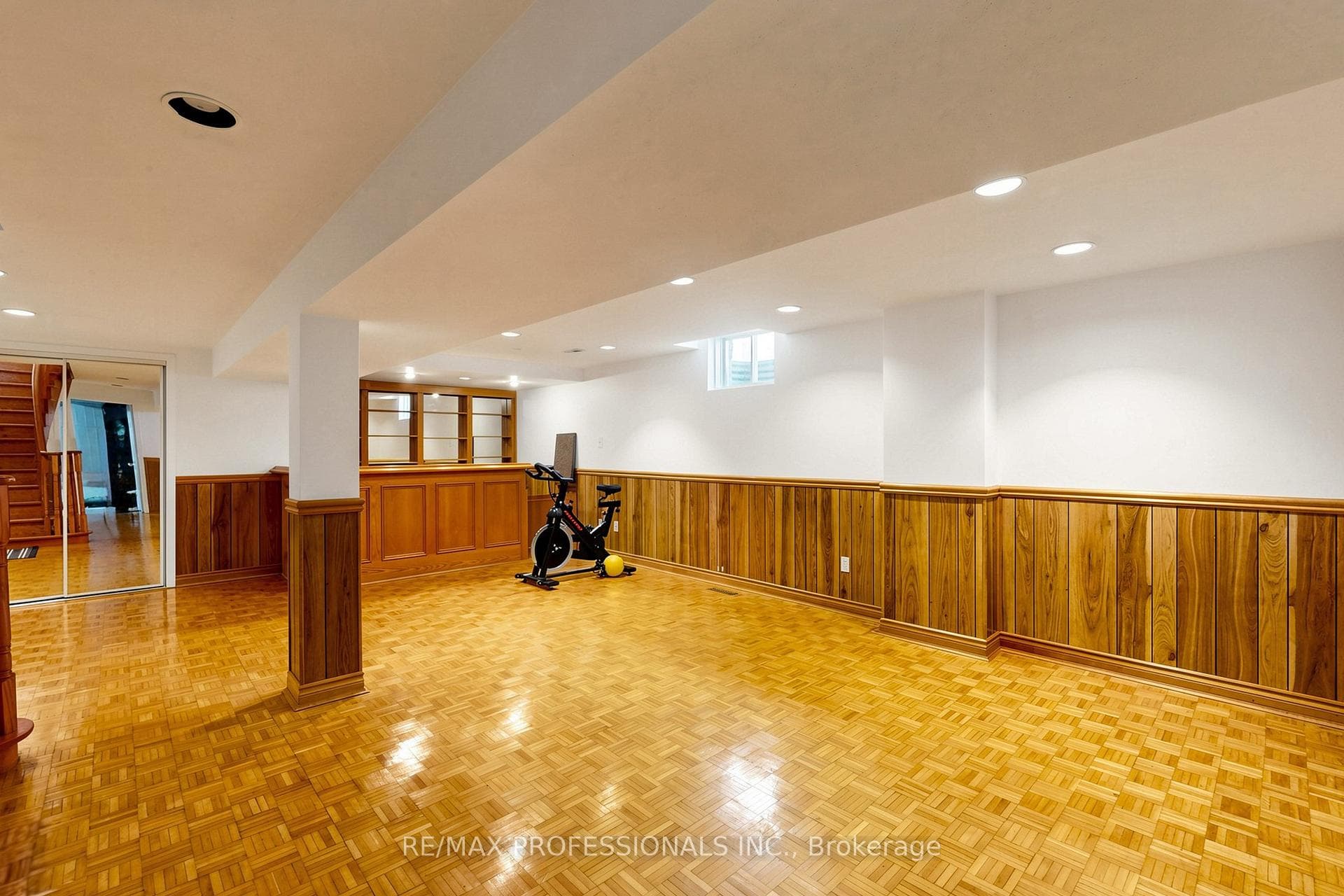 970 Silversmith Drive - Detached photo 39 of 50 in Mississauga, Ontario