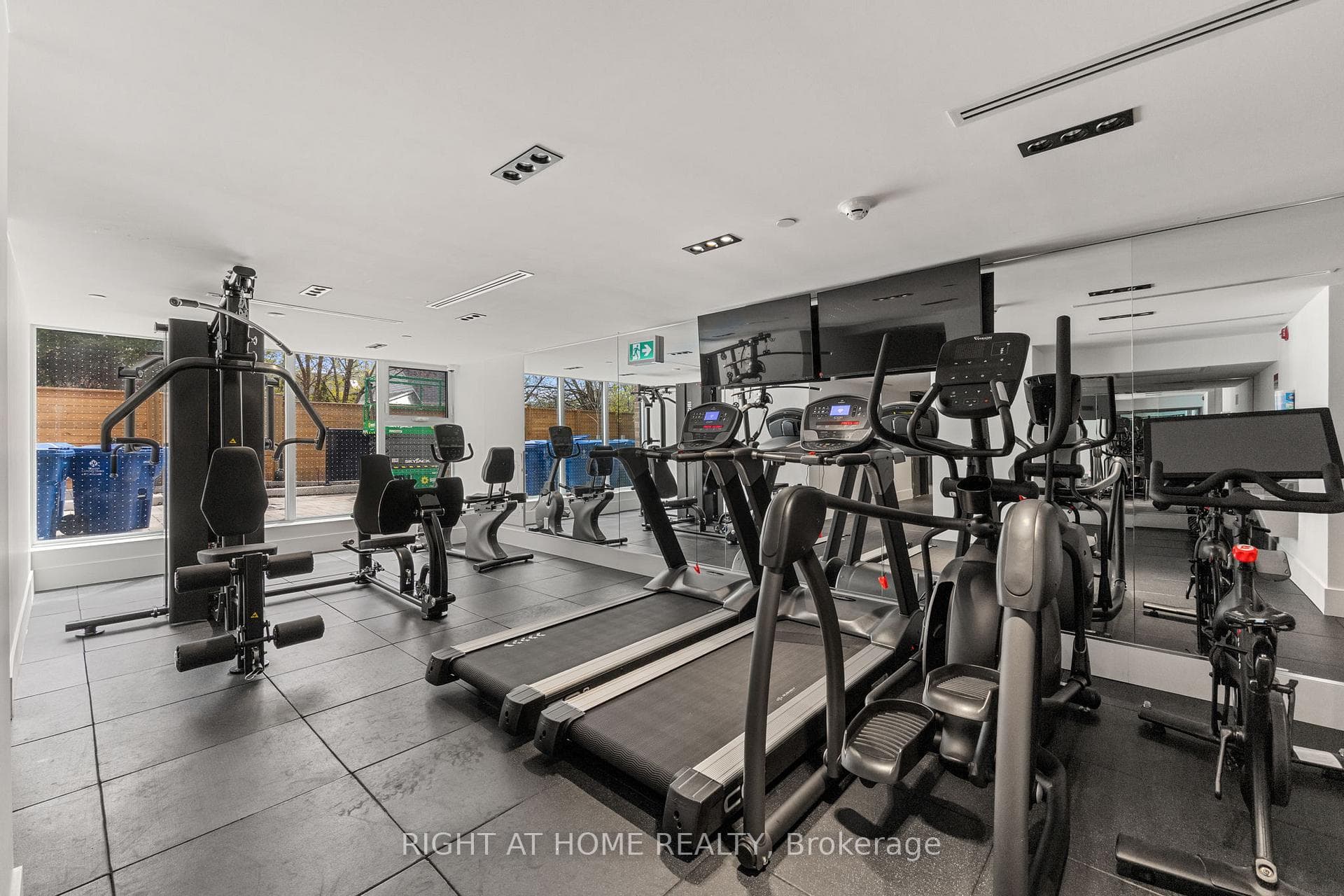 1161 Kingston Road Unit 305 - Condo photo 21 of 27 in Birch Cliff / Cliffside, Ontario