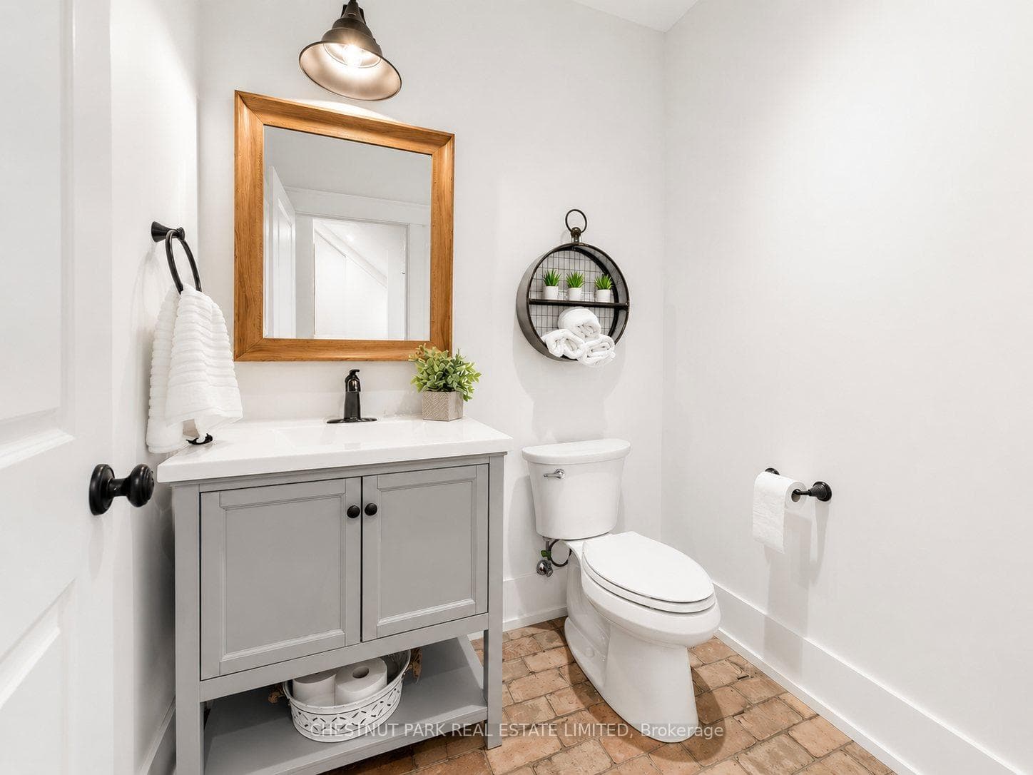 1403 Eden Place - Detached photo 16 of 50 in Burlington, Ontario