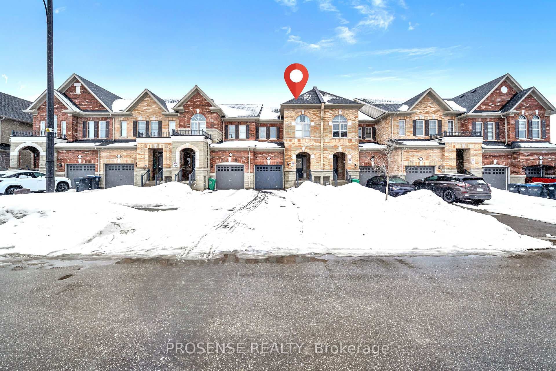 148 Finegan Circle - home for sale in Brampton, Ontario