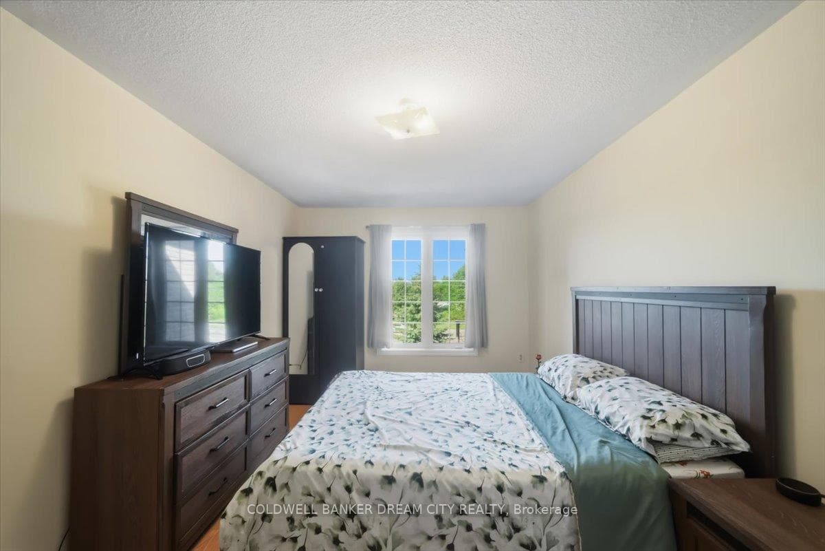 9738 Mclaughlin Road - Townhouse photo 28 of 45 in Brampton, Ontario