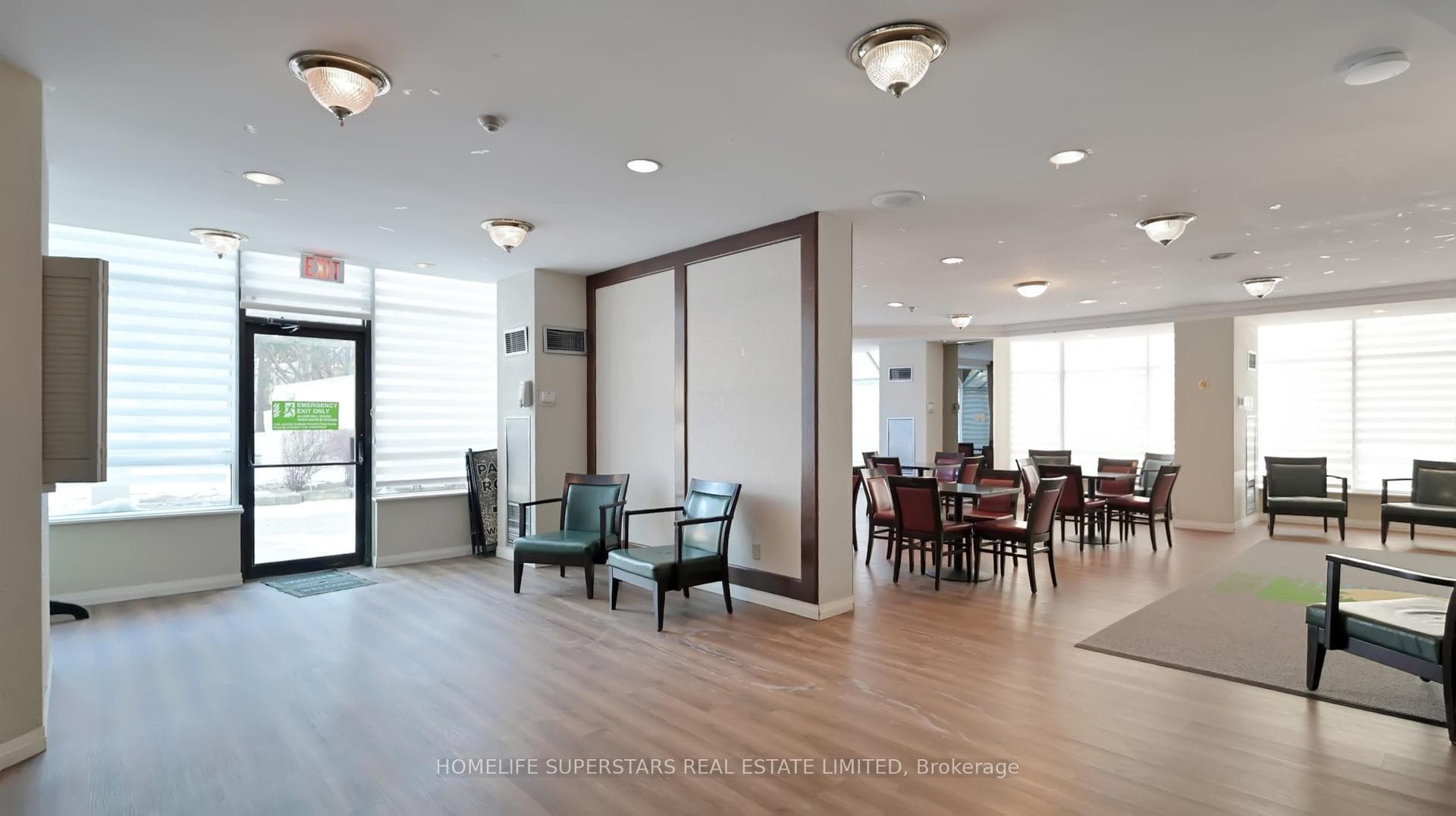 26 Hanover Road Unit #301 - Condo for sale in Heart Lake, Ontario