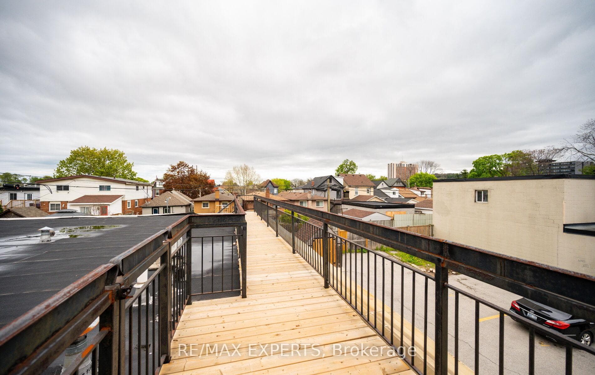 130 Wellington Street - Condo photo 12 of 13 in Hamilton, Ontario