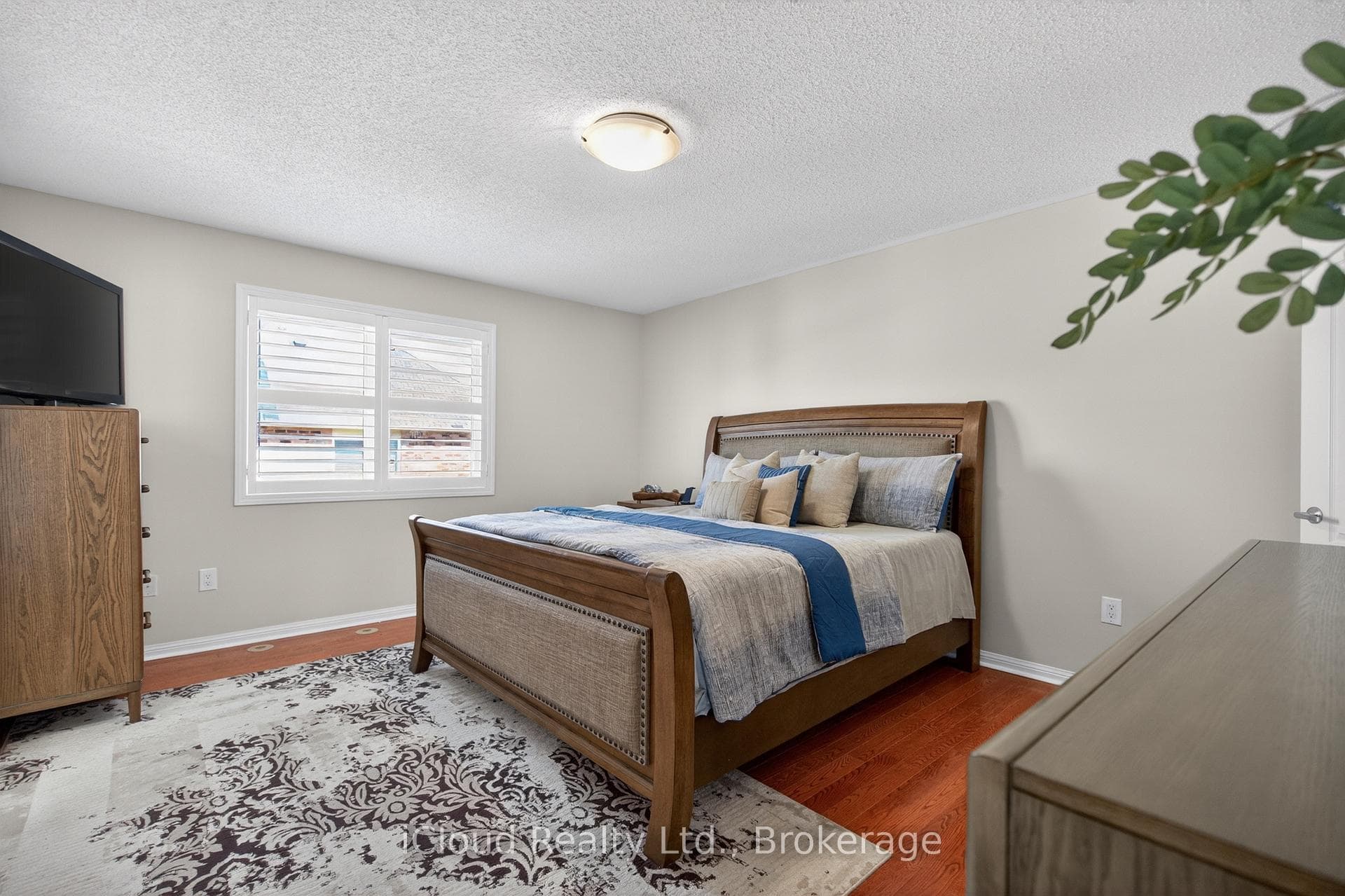 676 Speyer Circle - Semi-Detached photo 31 of 47 in Milton, Ontario