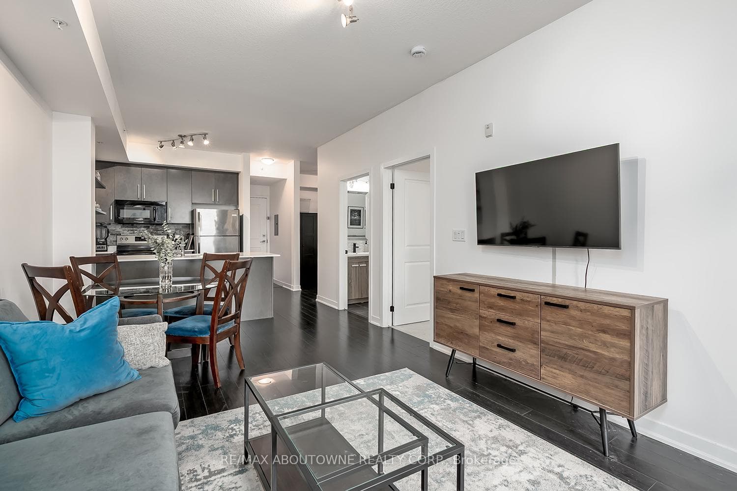 5010 Corporate Drive Unit 116 - Condo photo 13 of 29 in Burlington, Ontario